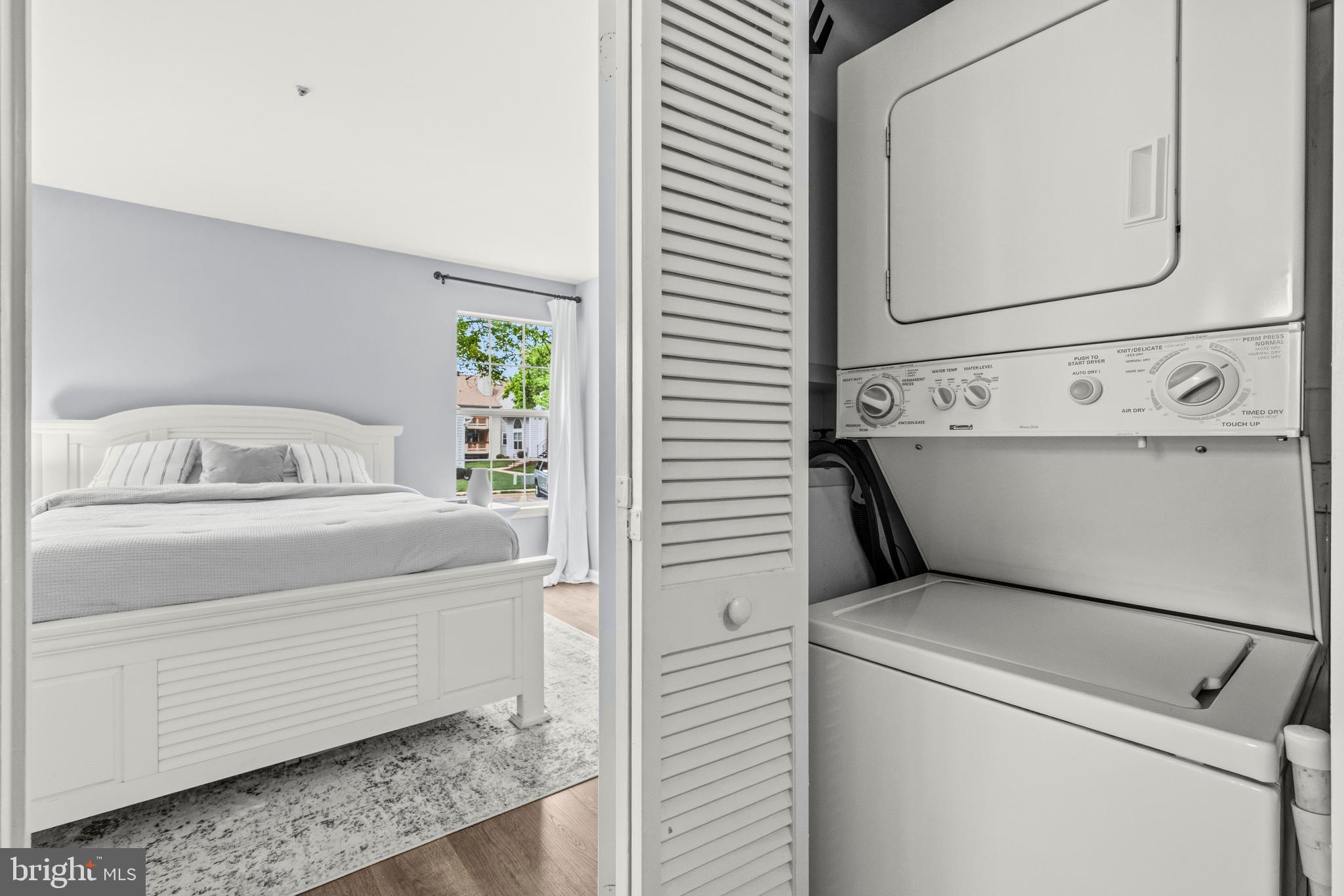 THE VISTAS - Residential