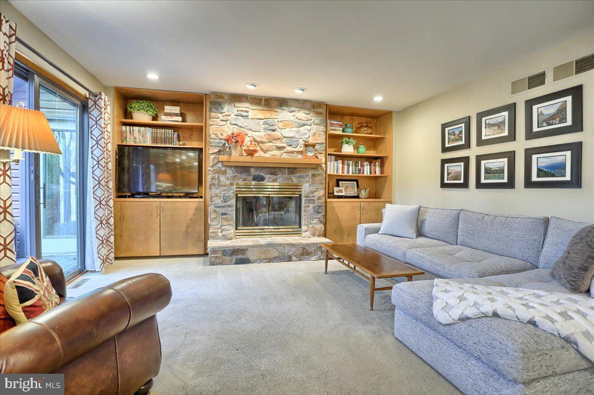 FISHING CREEK ESTATES - Residential