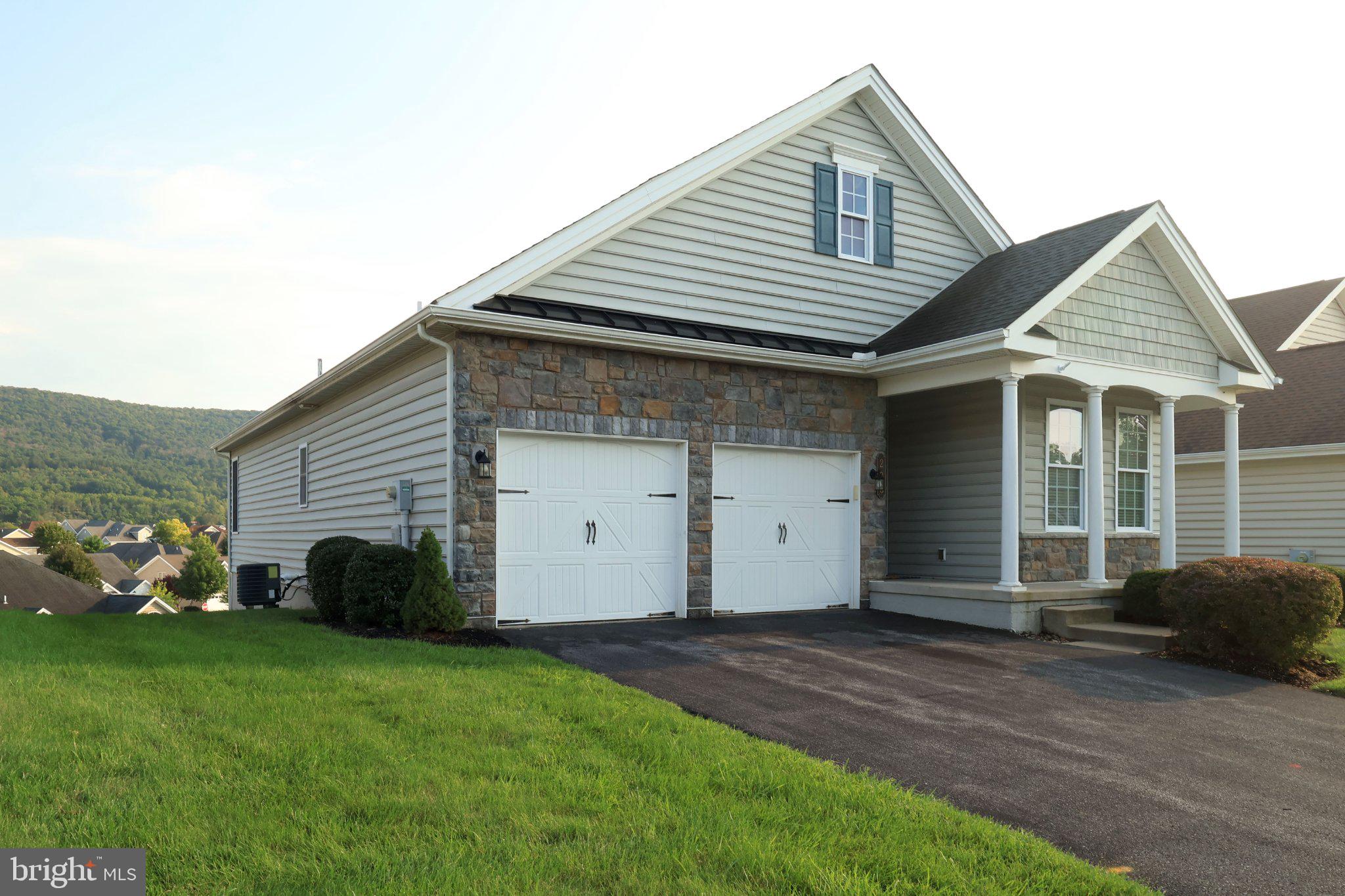 233 BEACON CIRCLE