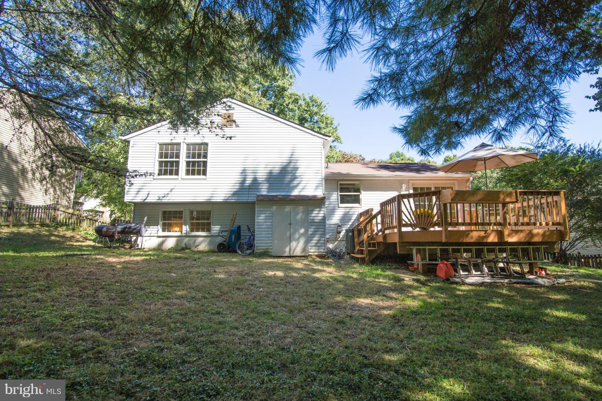 COUNTRY CLUB/LAKE MONTCLAIR - Residential