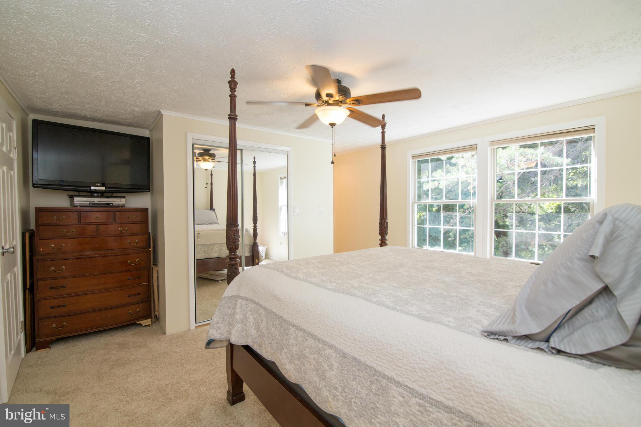 COUNTRY CLUB/LAKE MONTCLAIR - Residential