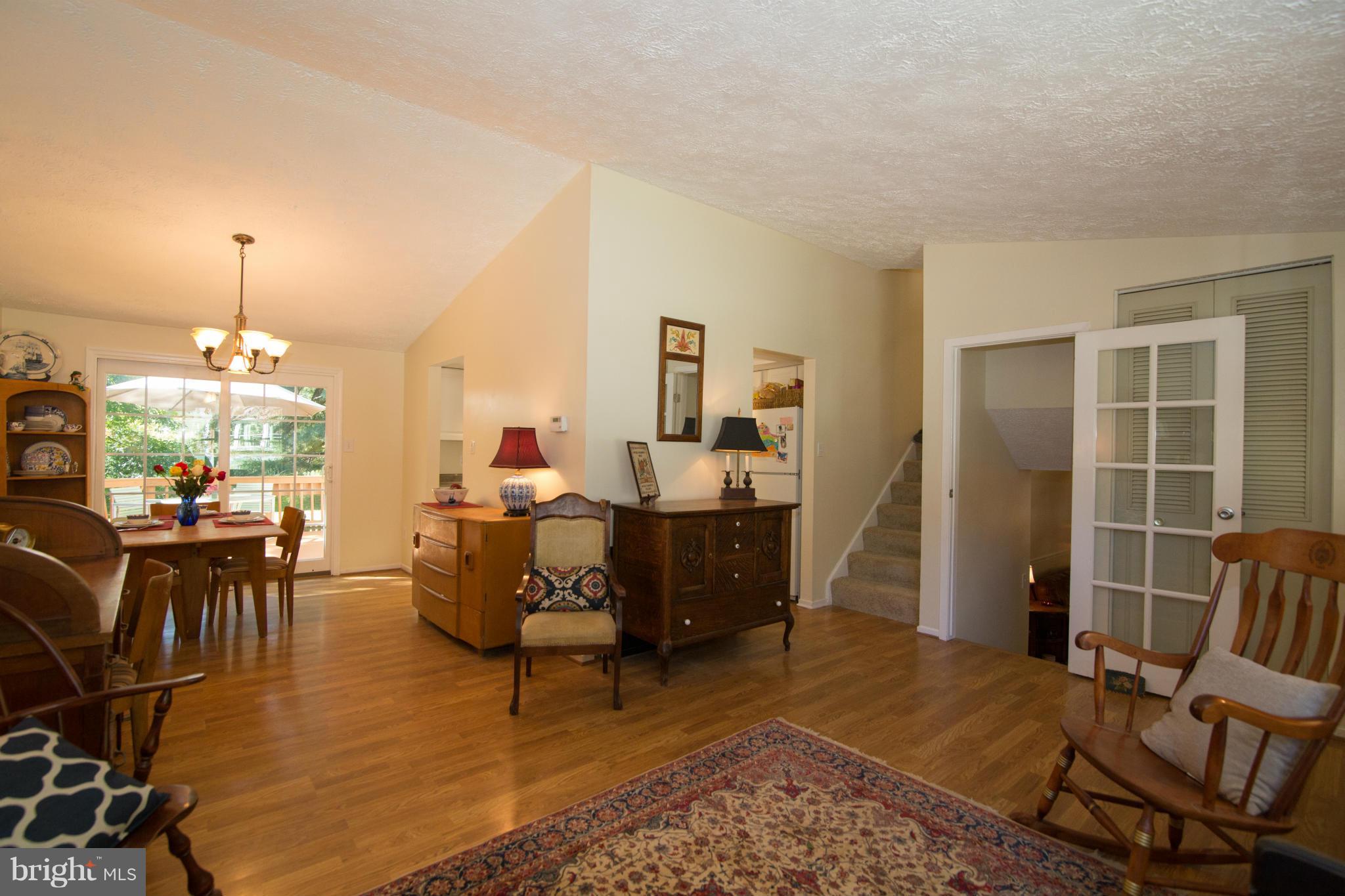 COUNTRY CLUB/LAKE MONTCLAIR - Residential