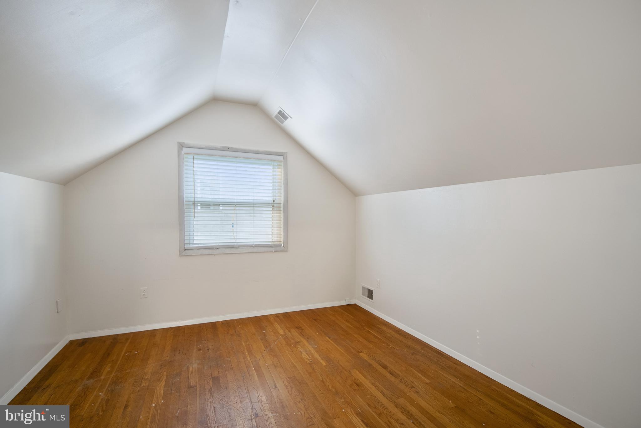 WEST END PARK - Residential