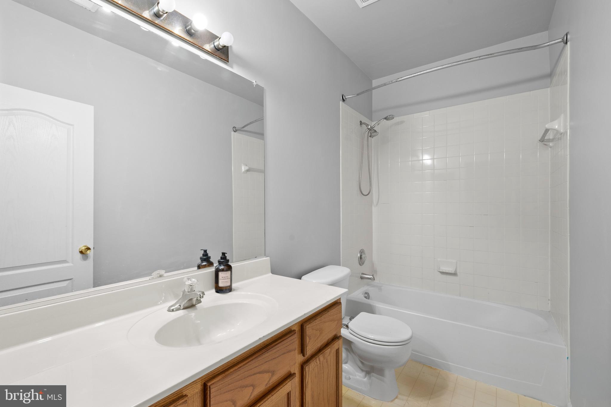 HIGHLANDS AT CLARKSBURG - Residential