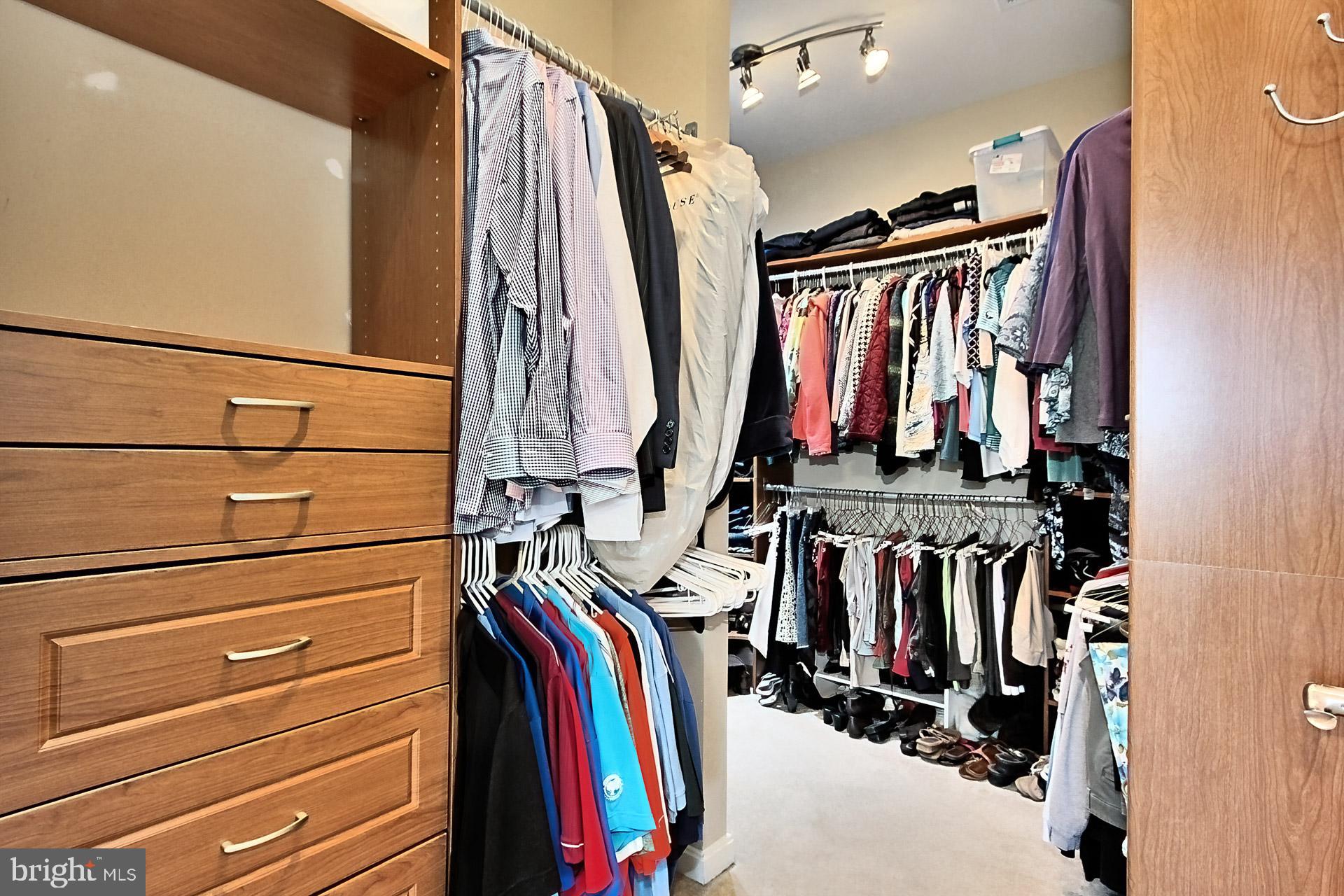 STREAM VALLEY ESTATES - Residential