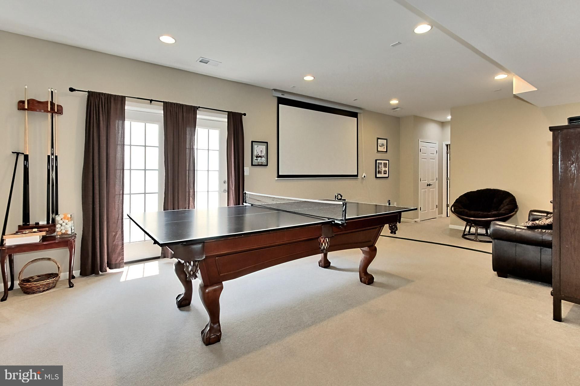 STREAM VALLEY ESTATES - Residential