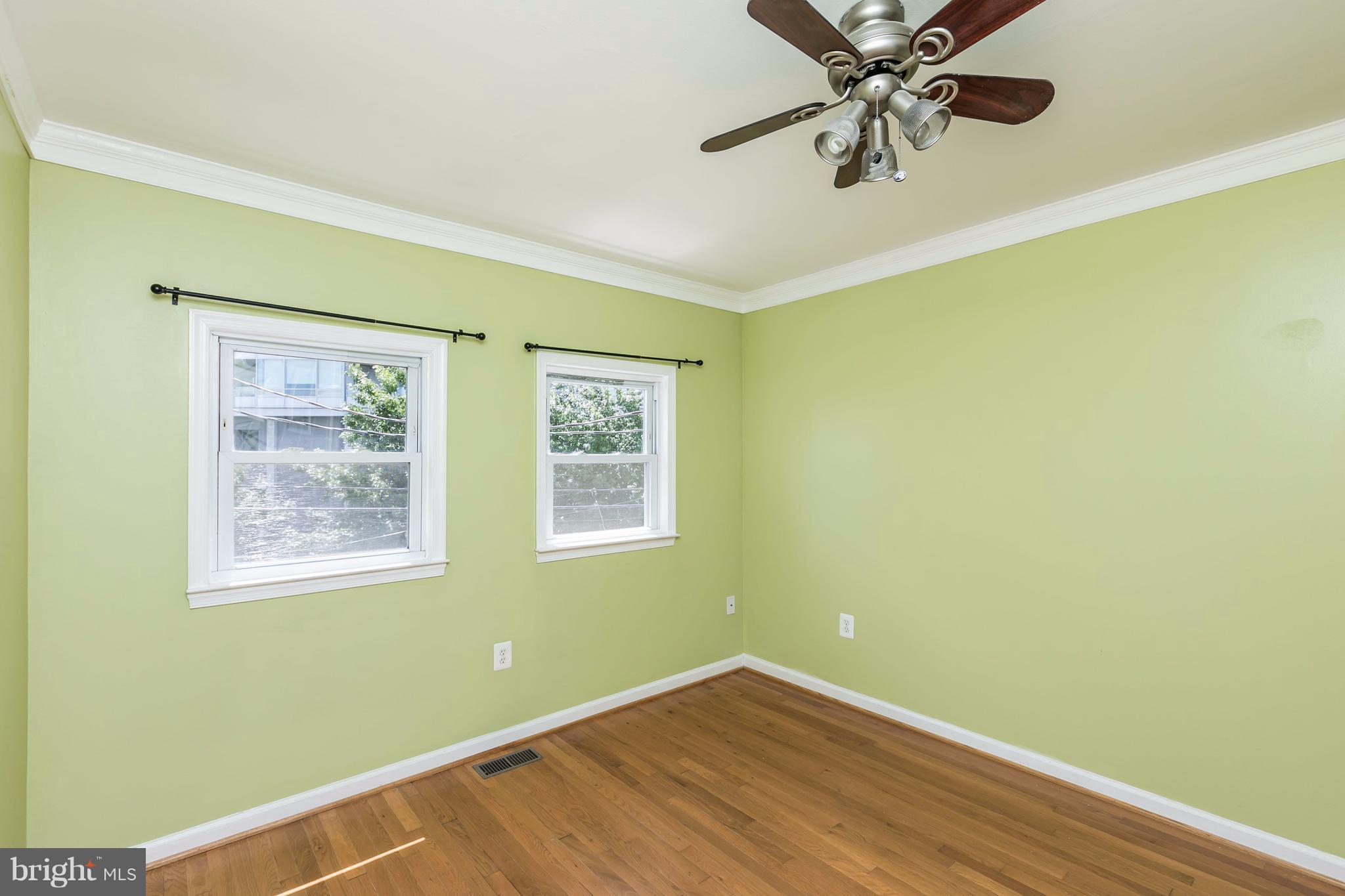 LOCUST POINT - Residential