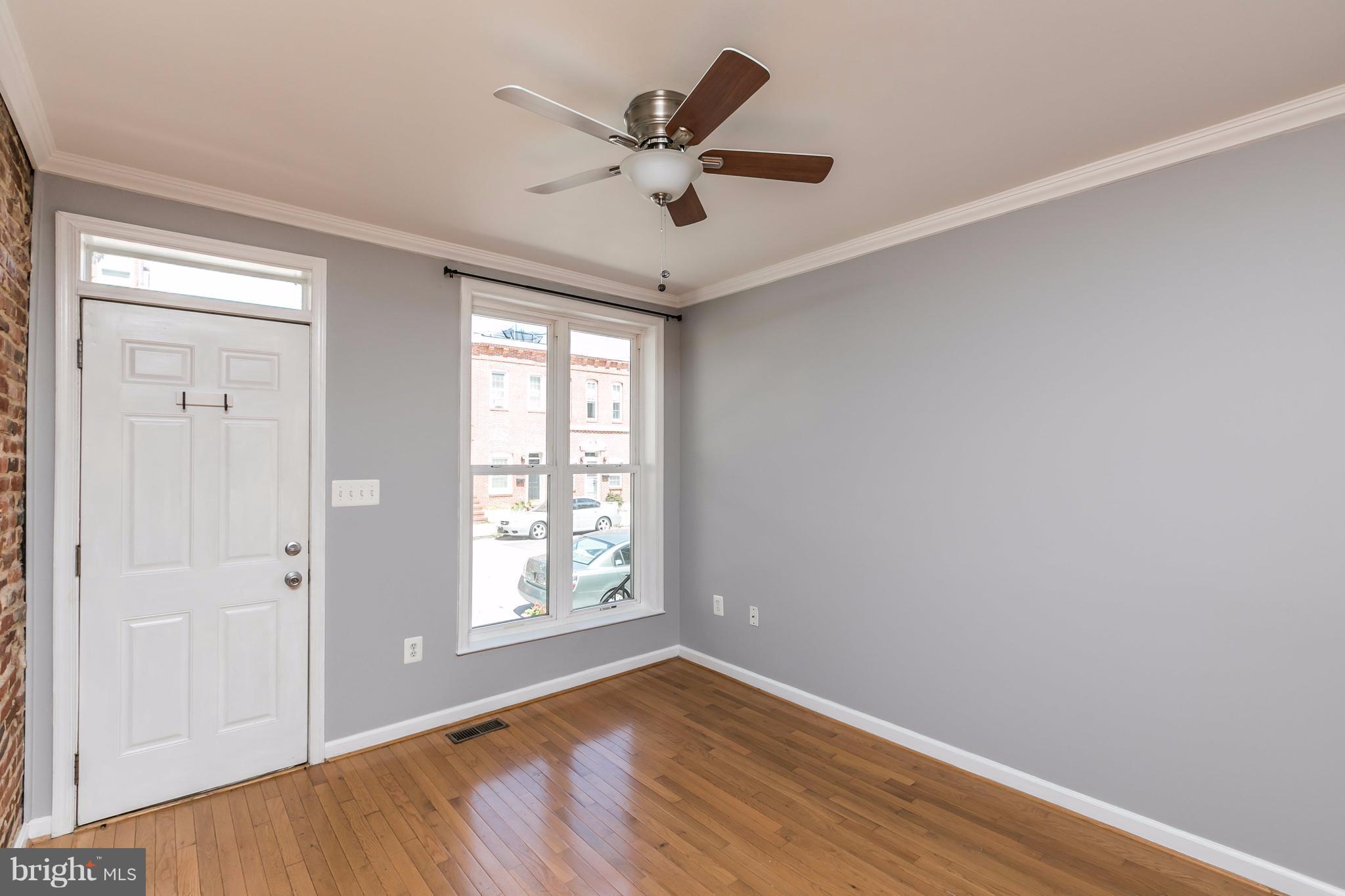 LOCUST POINT - Residential