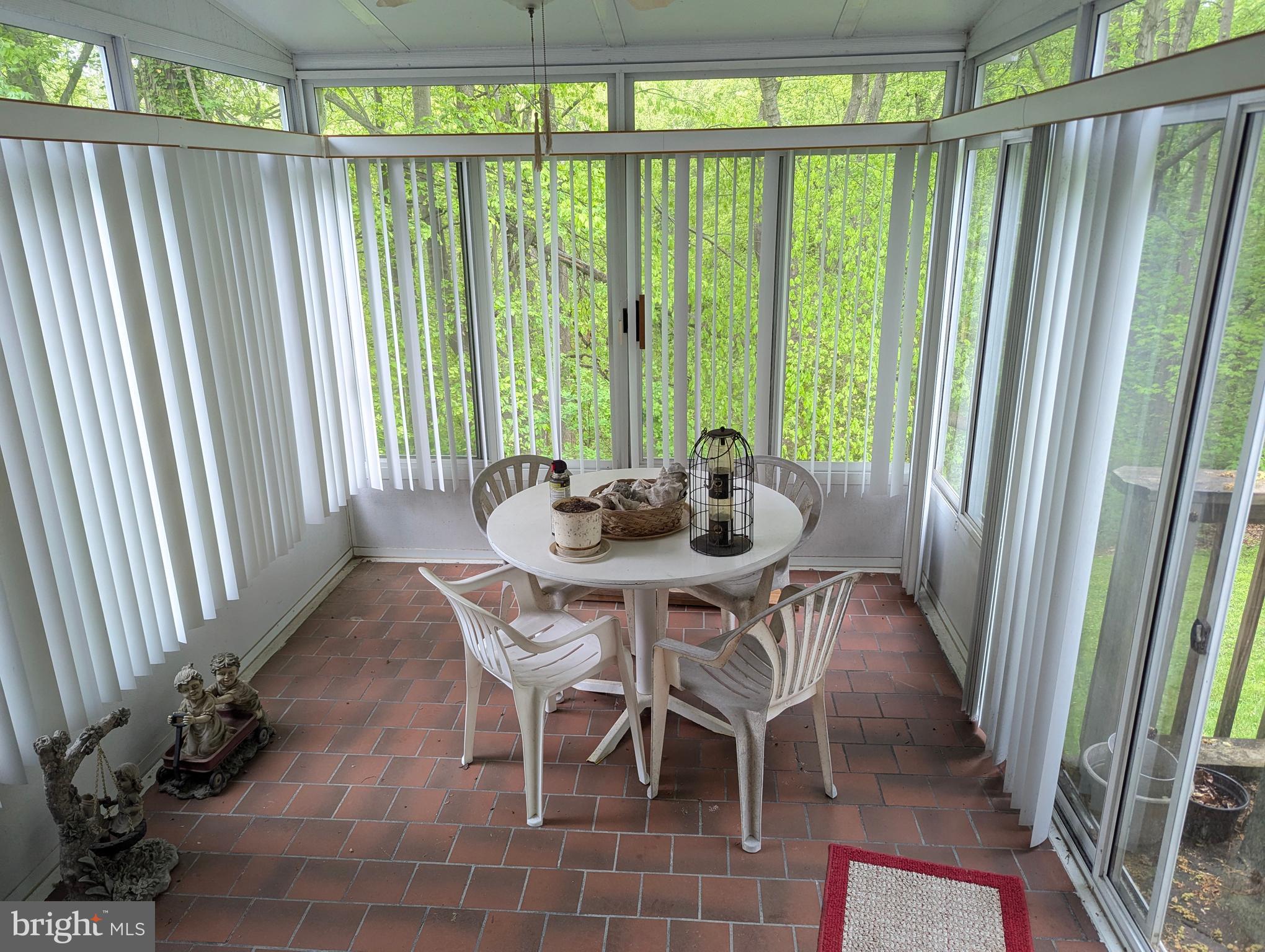 RIDGE VIEW - Residential