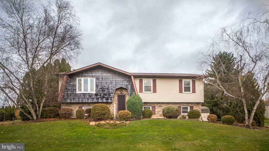 Your holiday wishes have been answered! Move-in ready, remodeled 4-bedroom home in Nazareth school district! 2-car garage & shed! Spacious .45 acre lot with fenced yard. Gorgeous kitchen w/ granite counters, tile backsplash, breakfast bar, wine nook & more delight, whether entertaining or relaxing. The open-concept family & dining rooms are enhanced w/ a high cathedral ceiling. Gorgeous, easy-care laminate floors throughout! You'll love the remodeled full bath on this floor offering dual sinks and a luxuriously sized soaking tub w/ shower. The lower level offers so many options w/ bedroom 4 (which could also be an office/flex room if desired), a full bath, & beautiful 2nd living area w/ a kitchenette! Great for entertaining, extended family, etc.! Enjoy the outdoors as much as in w/ your spacious fenced yard & multi-level entertaining. The deck off of the main level has also recently been redone and the covered patio below w/ access from the lower level. New Windows 2016, Central air installed in 2017! LOW TAXES!