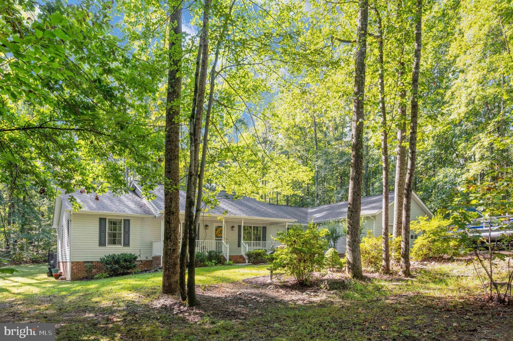 Photo of 3329 Viola Way, BUMPASS, VA 23024 (MLS # VASP2046204)