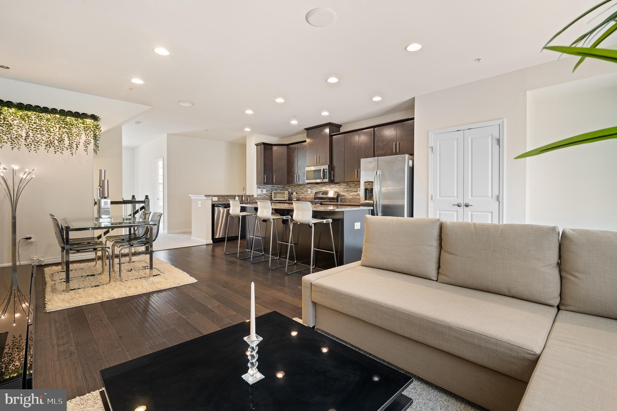 PARKSIDE - Residential