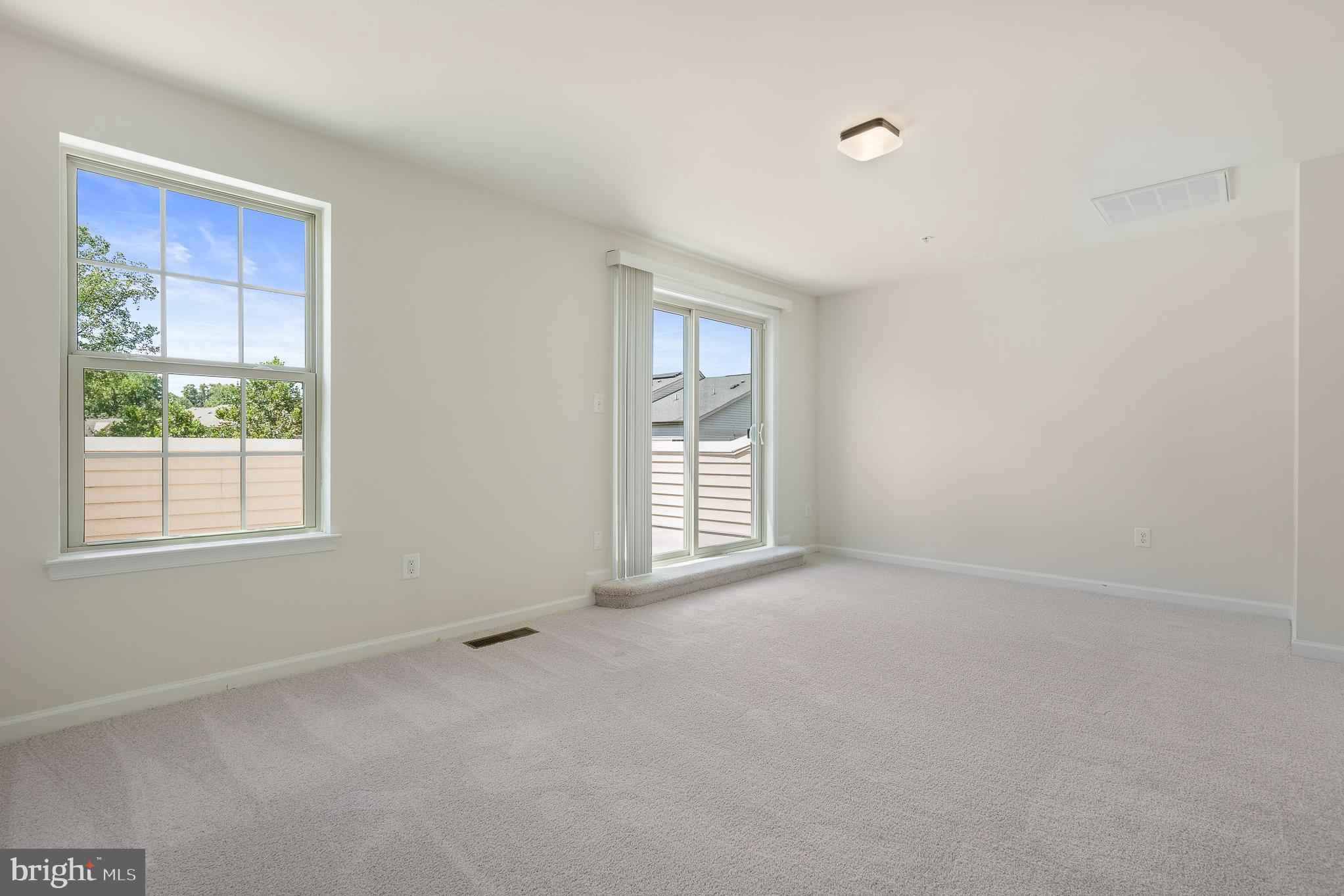 PARKSIDE - Residential