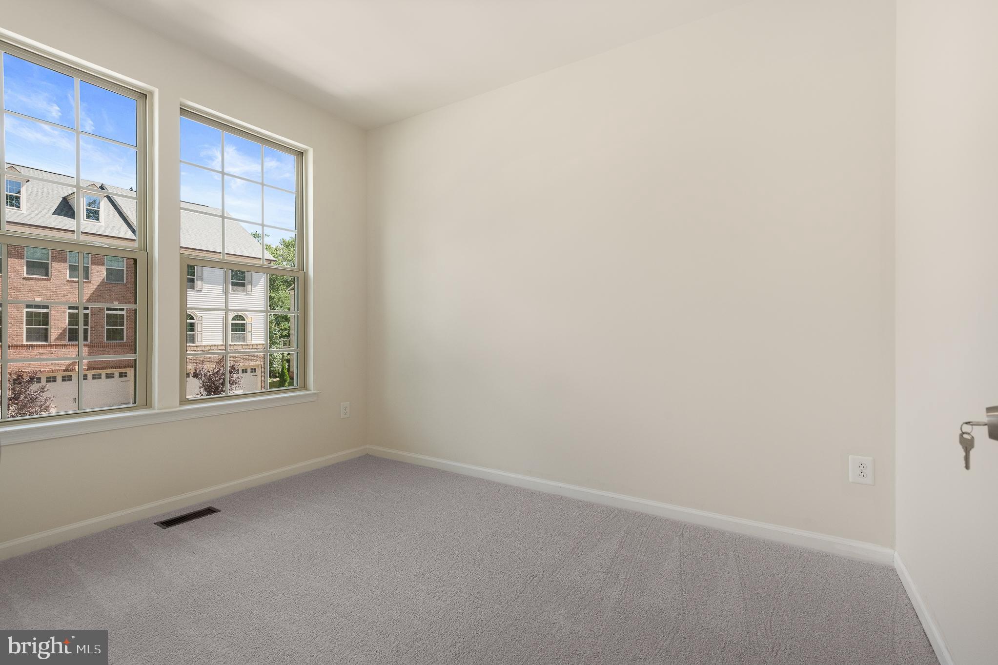 PARKSIDE - Residential