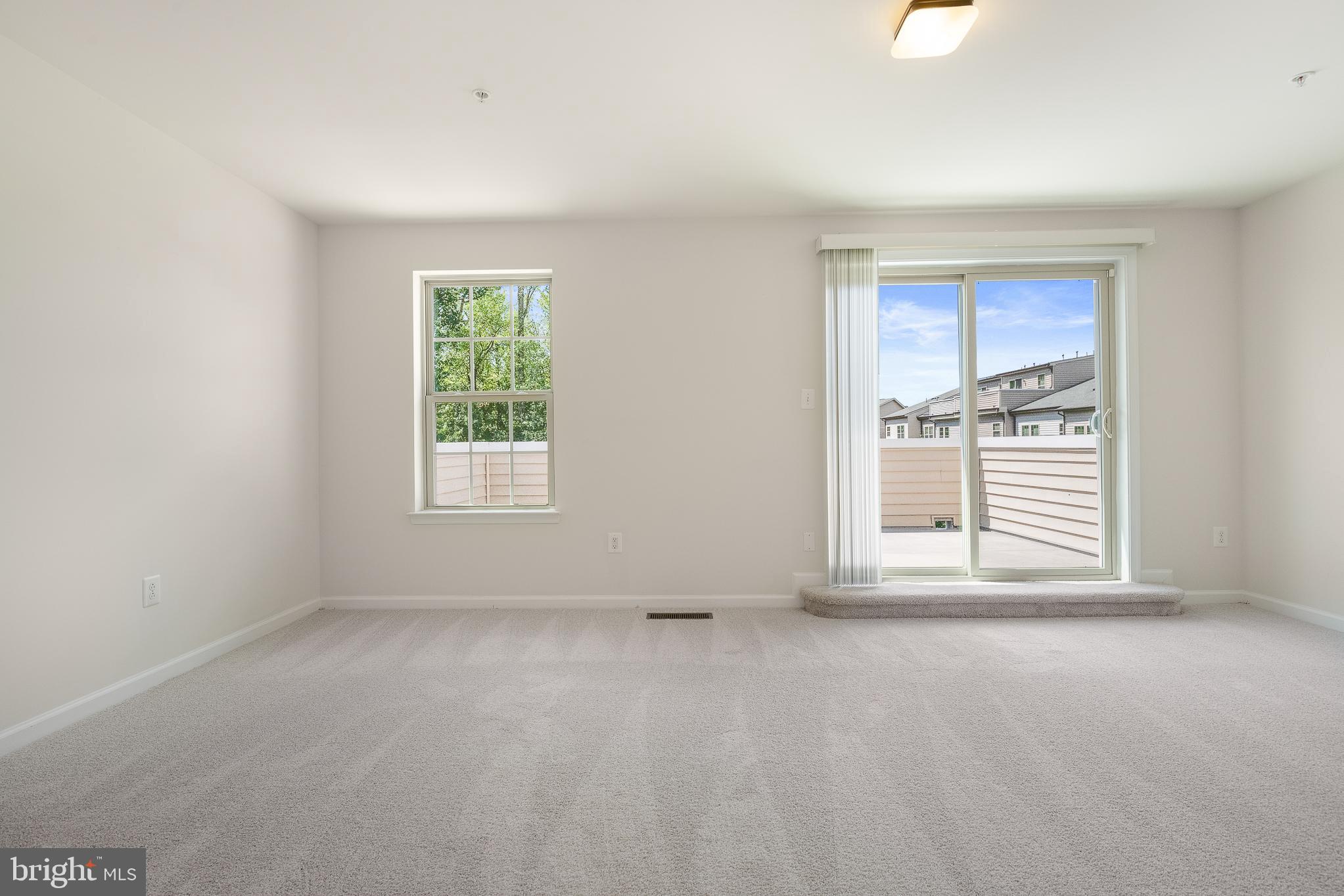 PARKSIDE - Residential