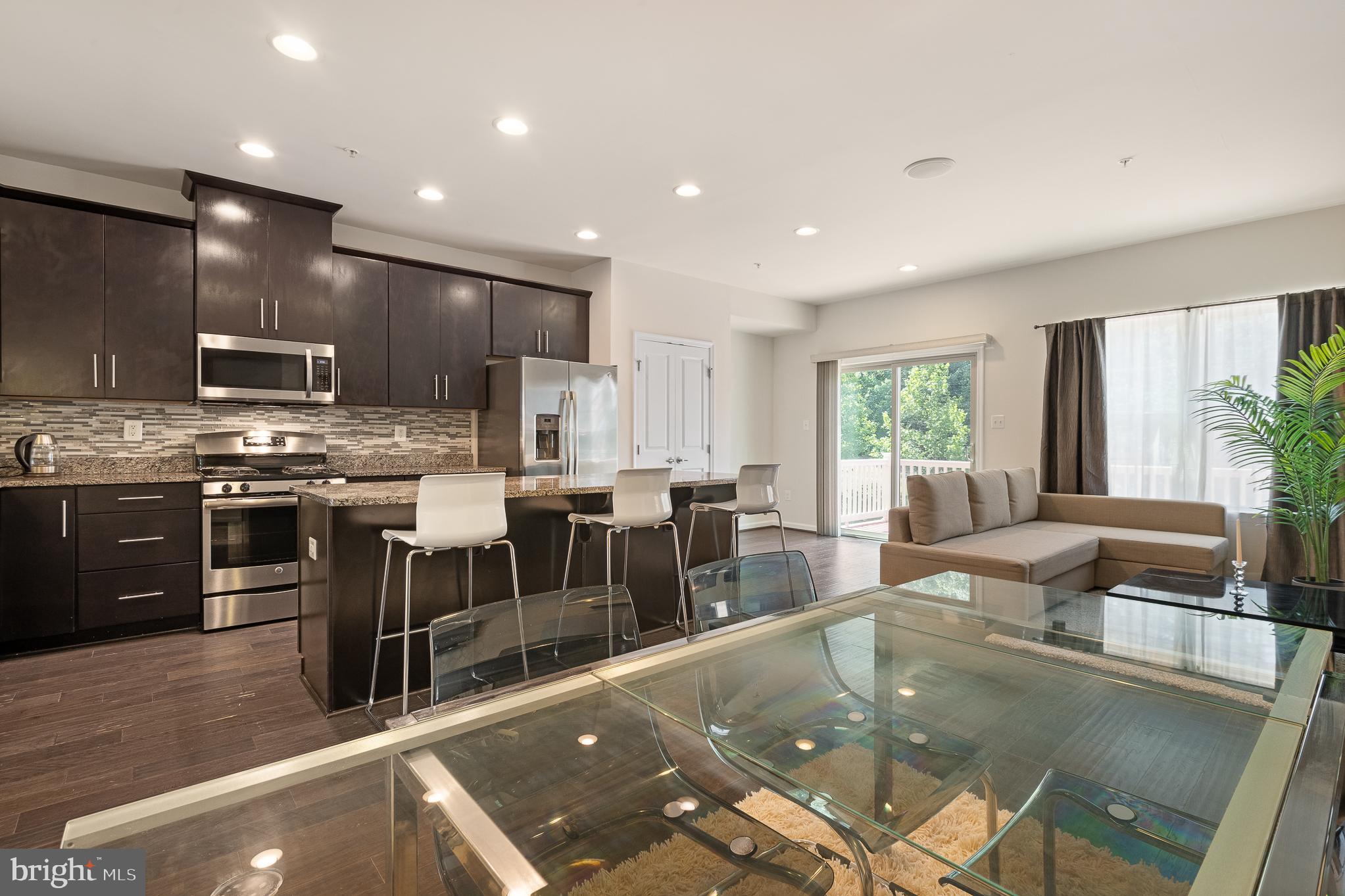 PARKSIDE - Residential