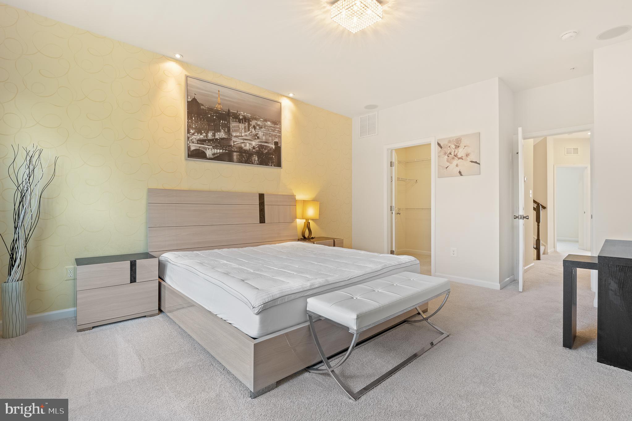 PARKSIDE - Residential