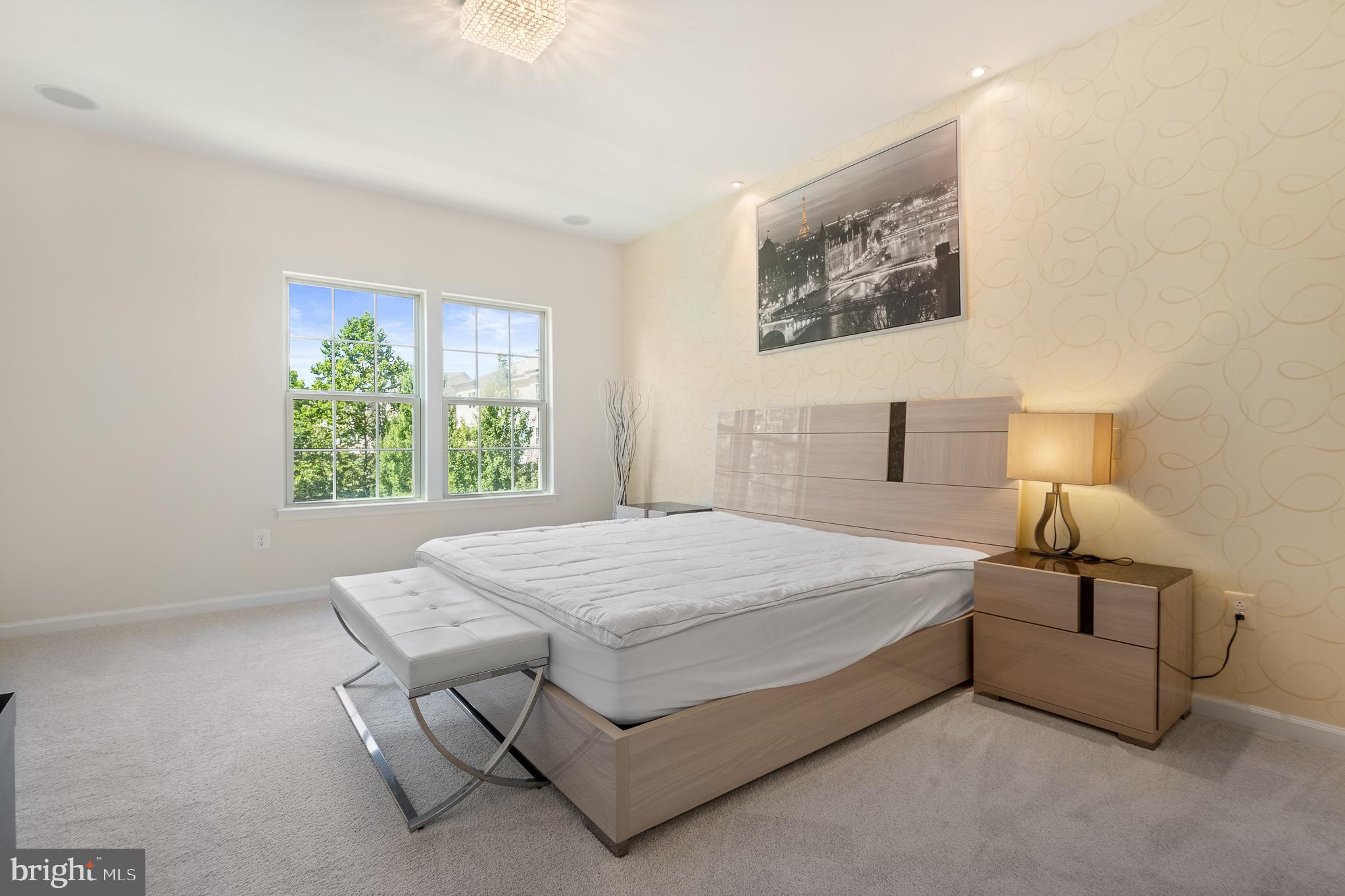 PARKSIDE - Residential