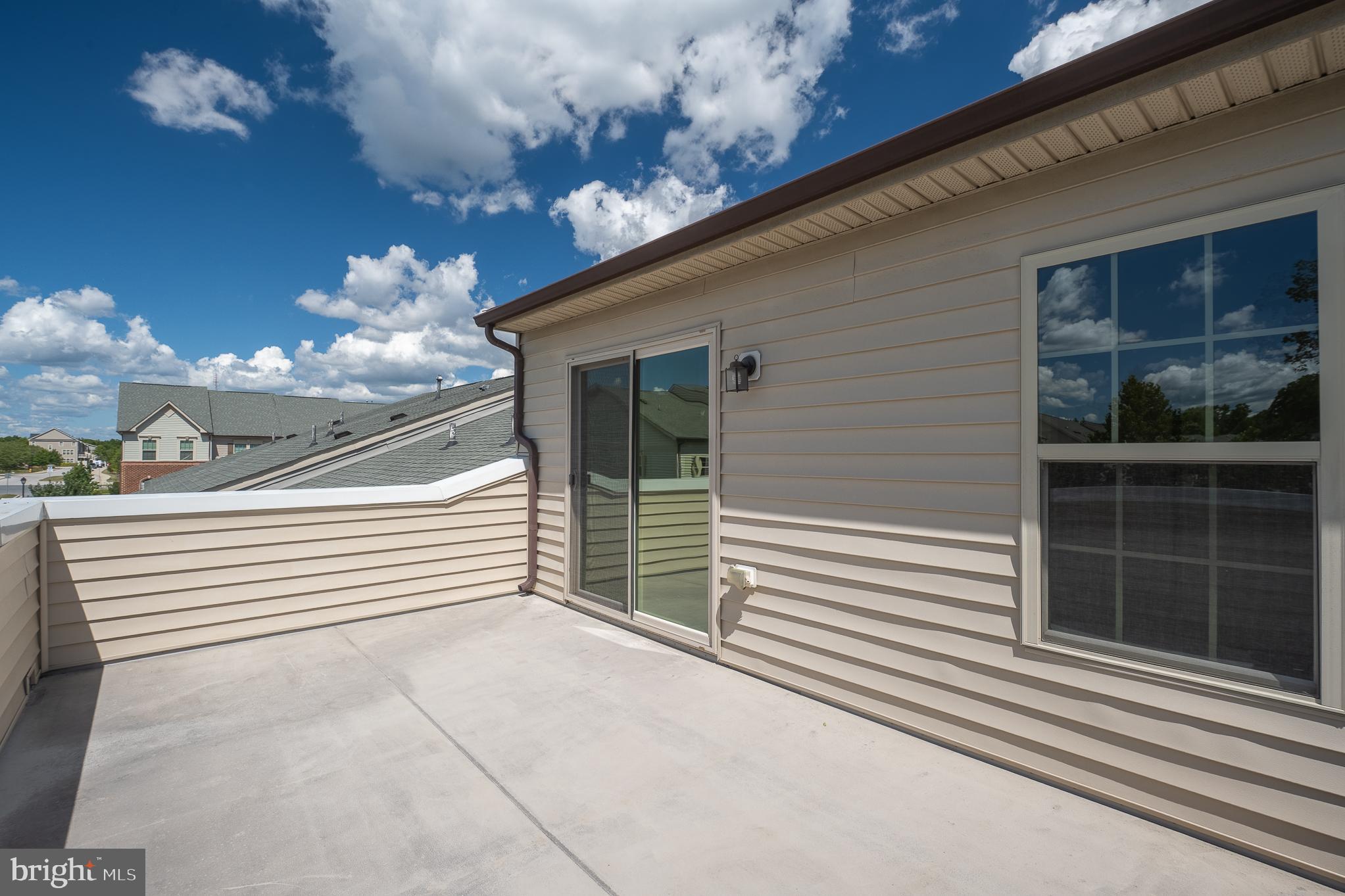 PARKSIDE - Residential