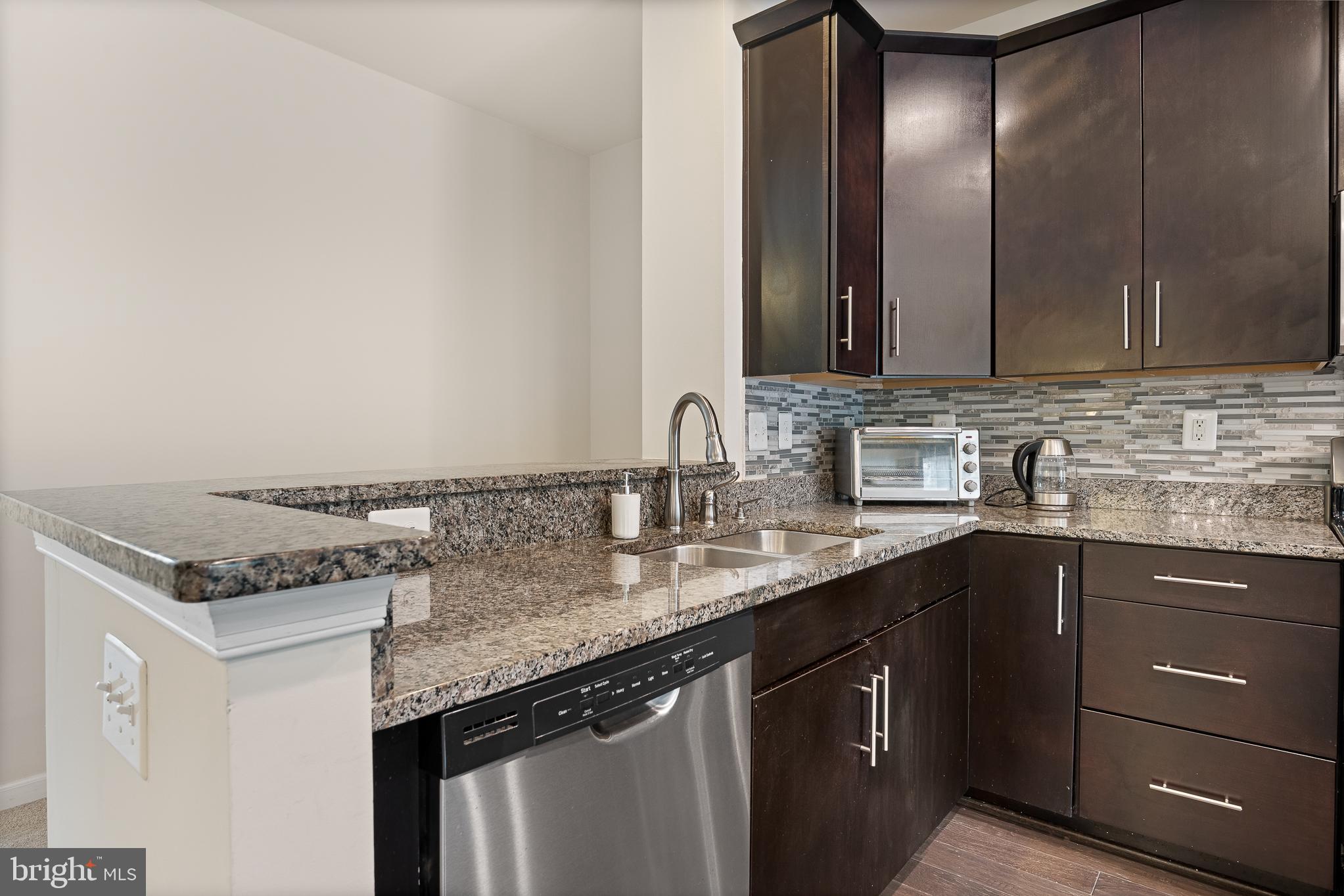 PARKSIDE - Residential