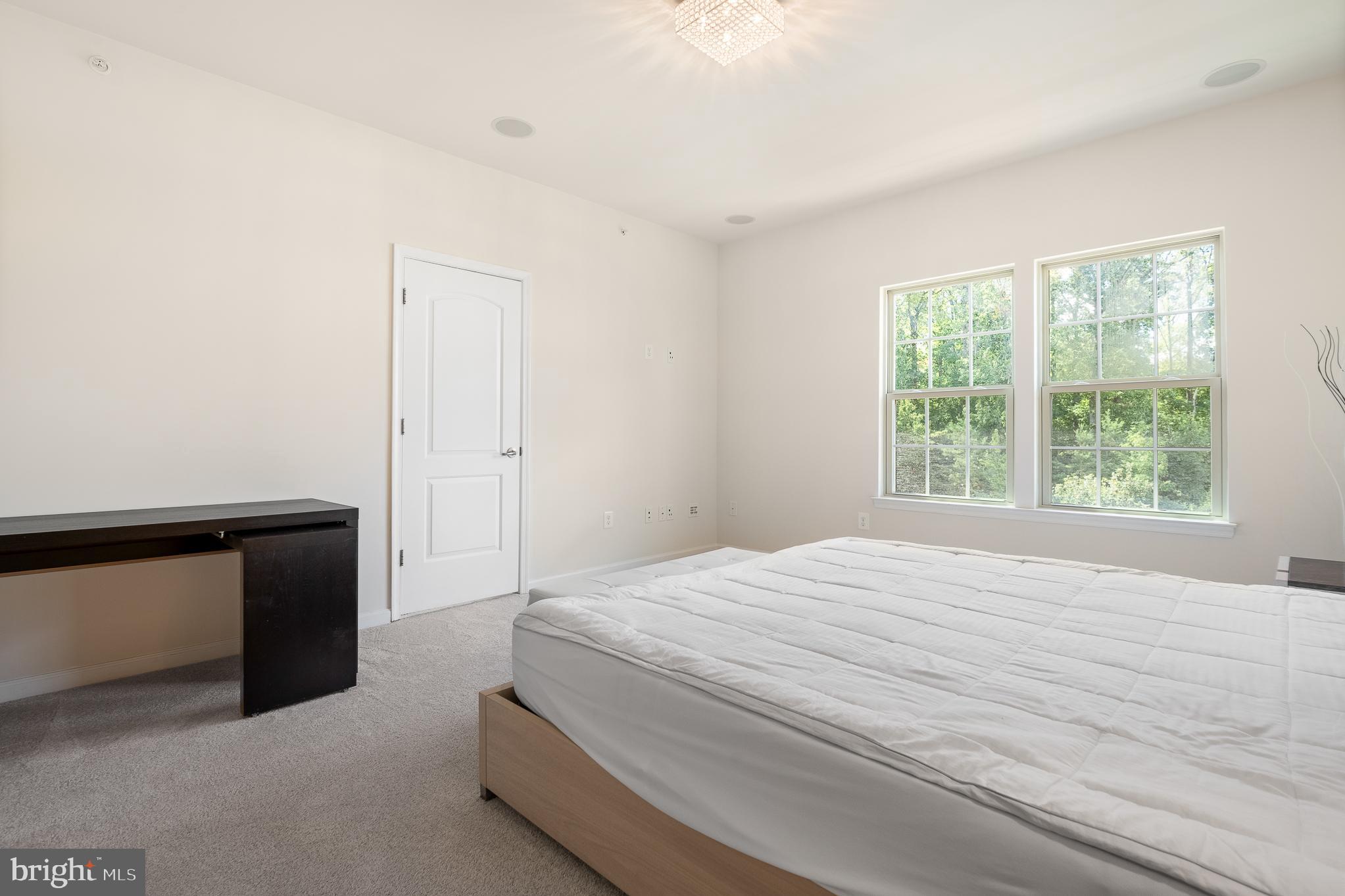 PARKSIDE - Residential