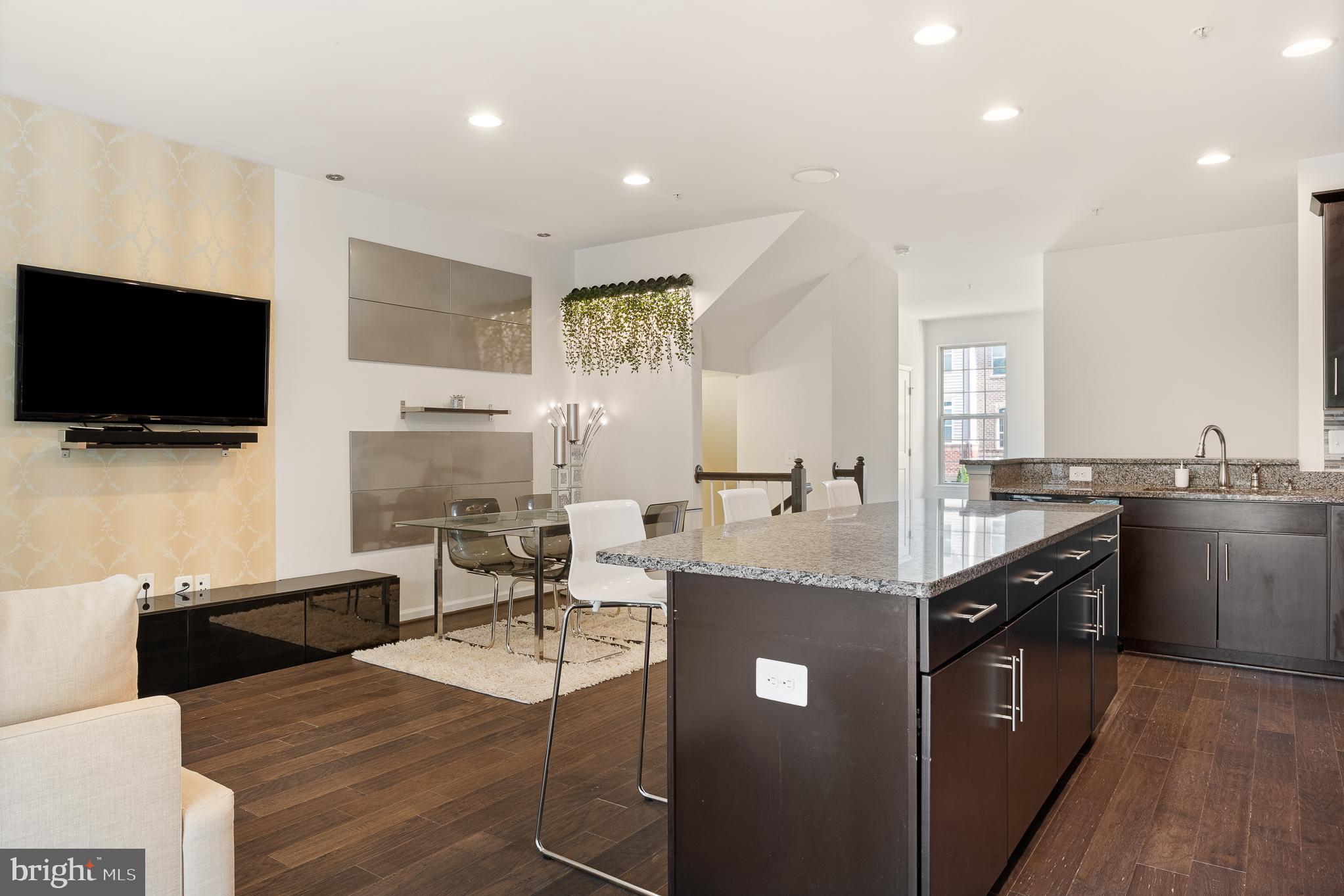 PARKSIDE - Residential