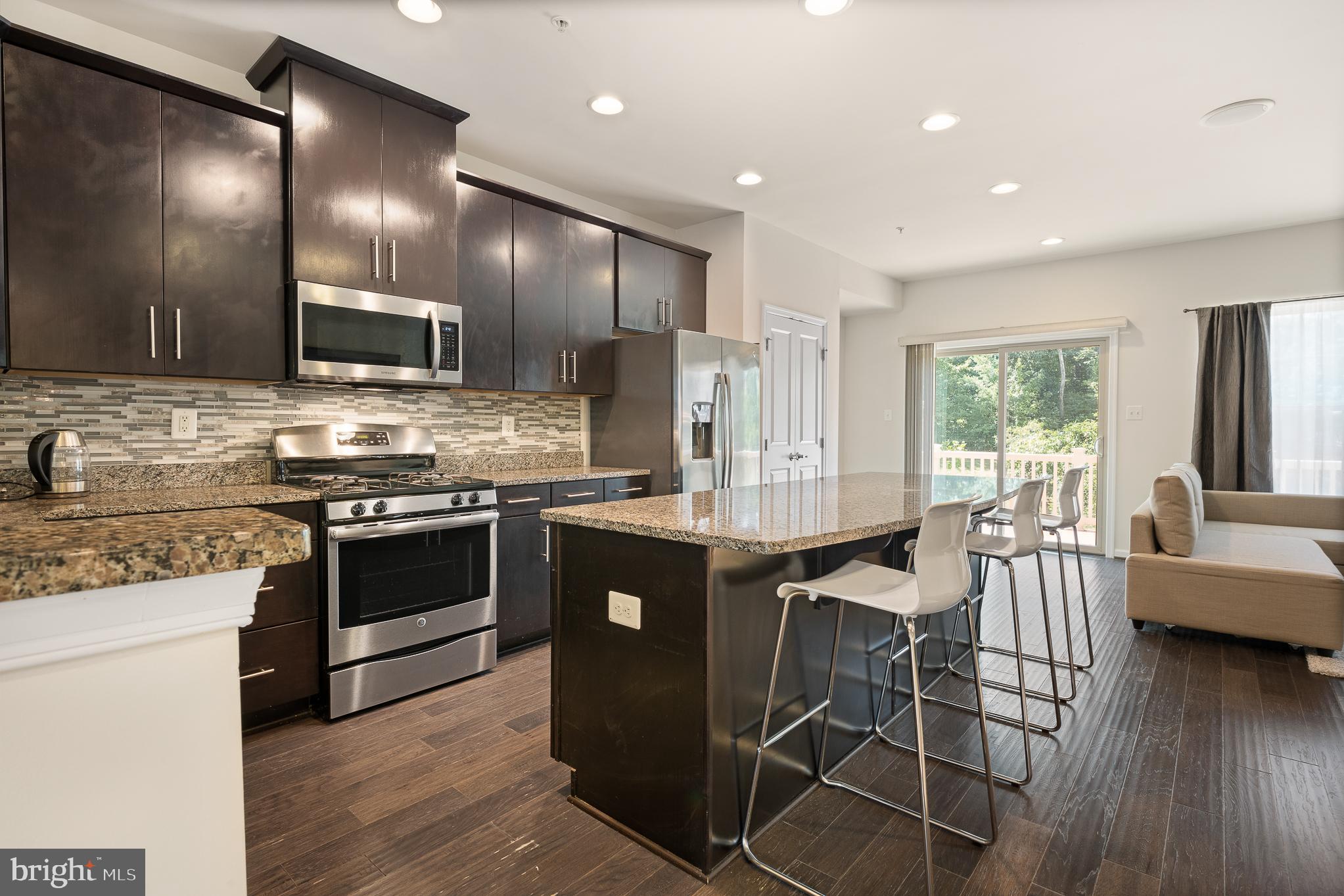 PARKSIDE - Residential