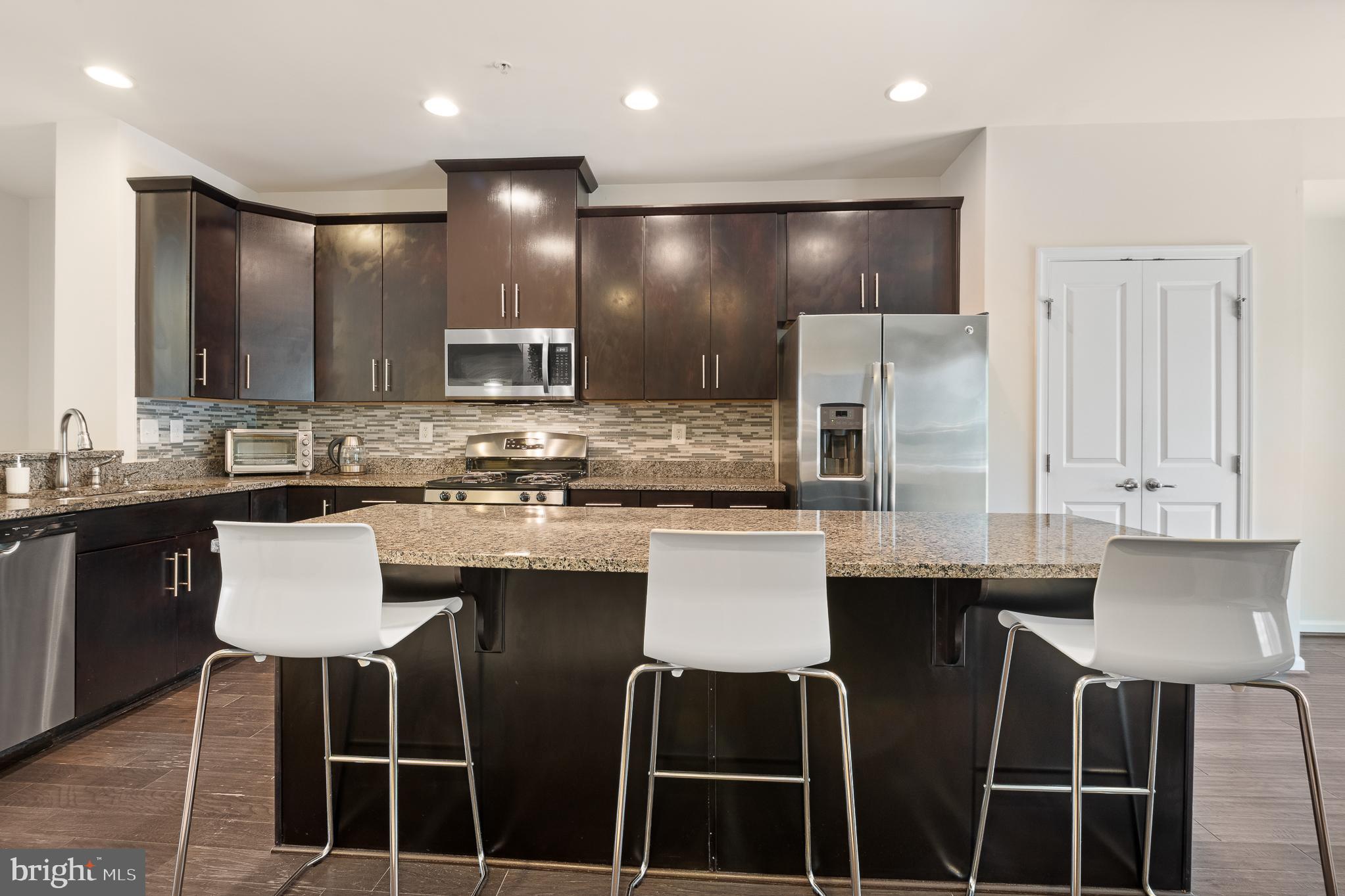 PARKSIDE - Residential