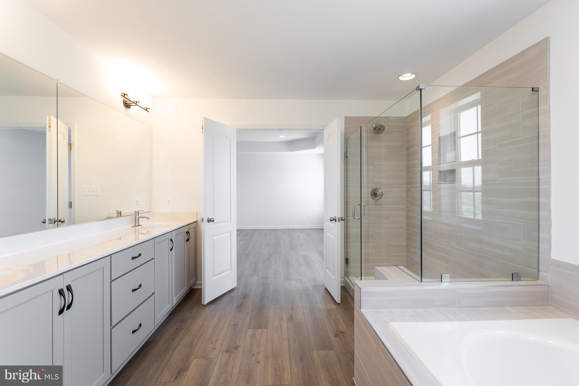 ASPEN GREENS - Residential