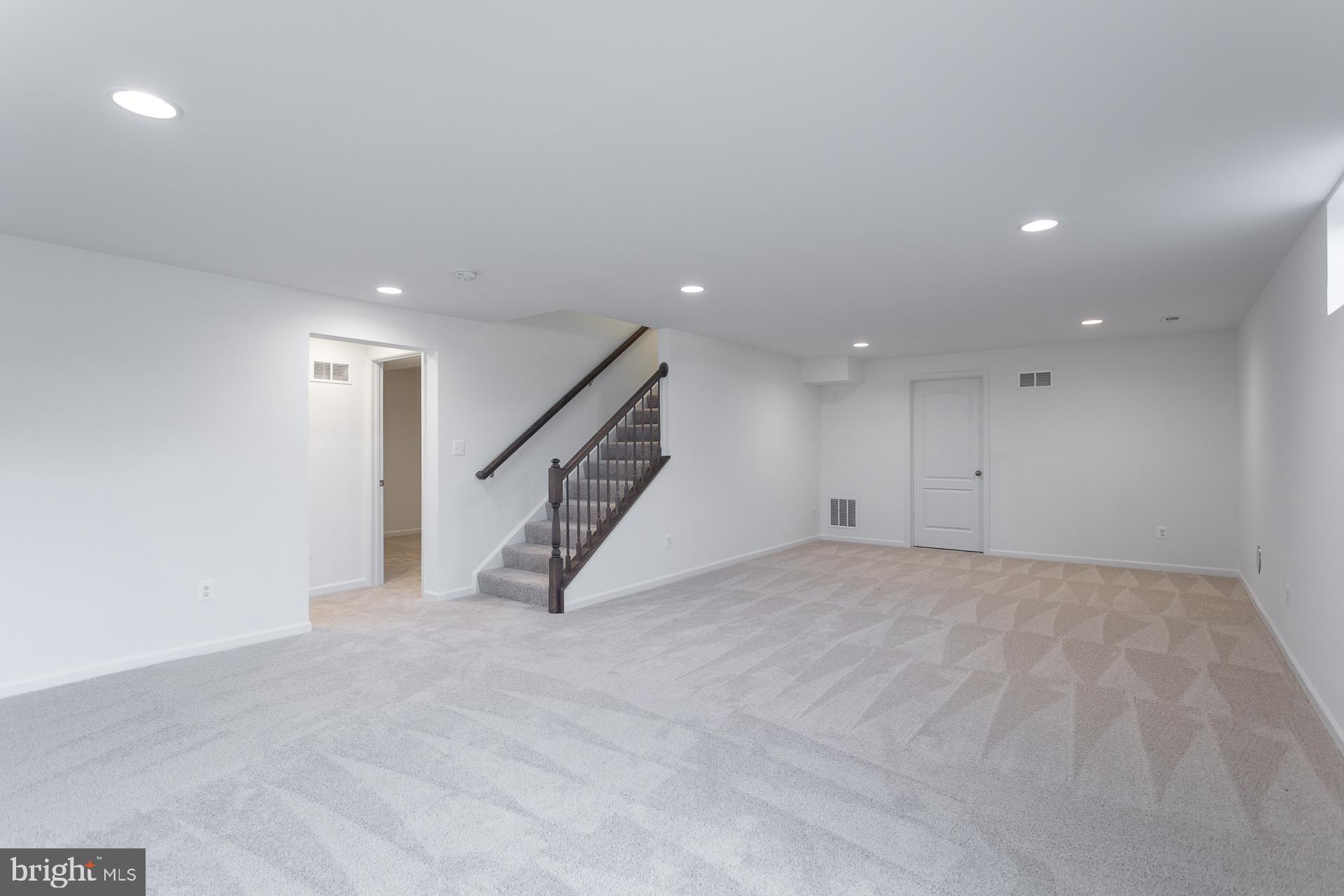 ASPEN GREENS - Residential