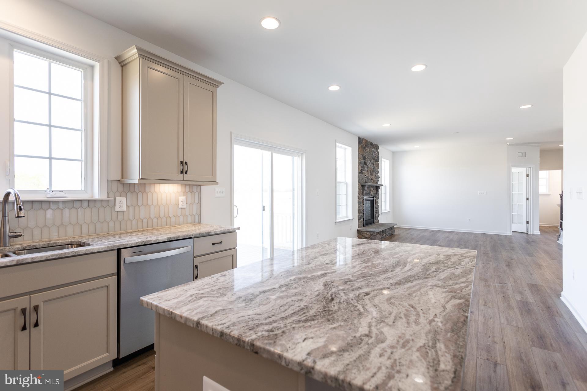 ASPEN GREENS - Residential