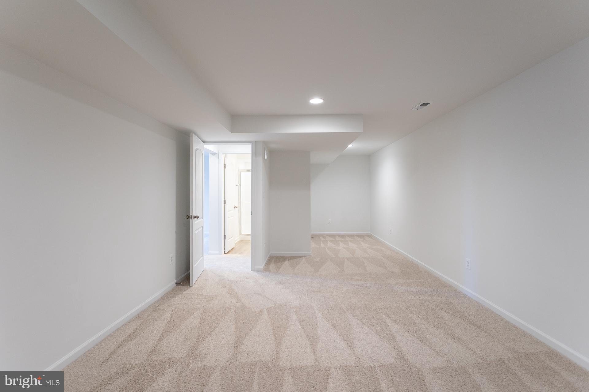 ASPEN GREENS - Residential