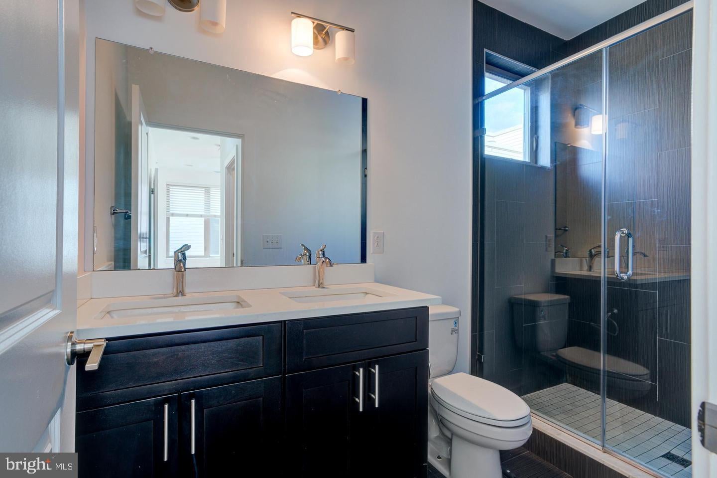 2104 KENSINGTON WALK UNIT 1