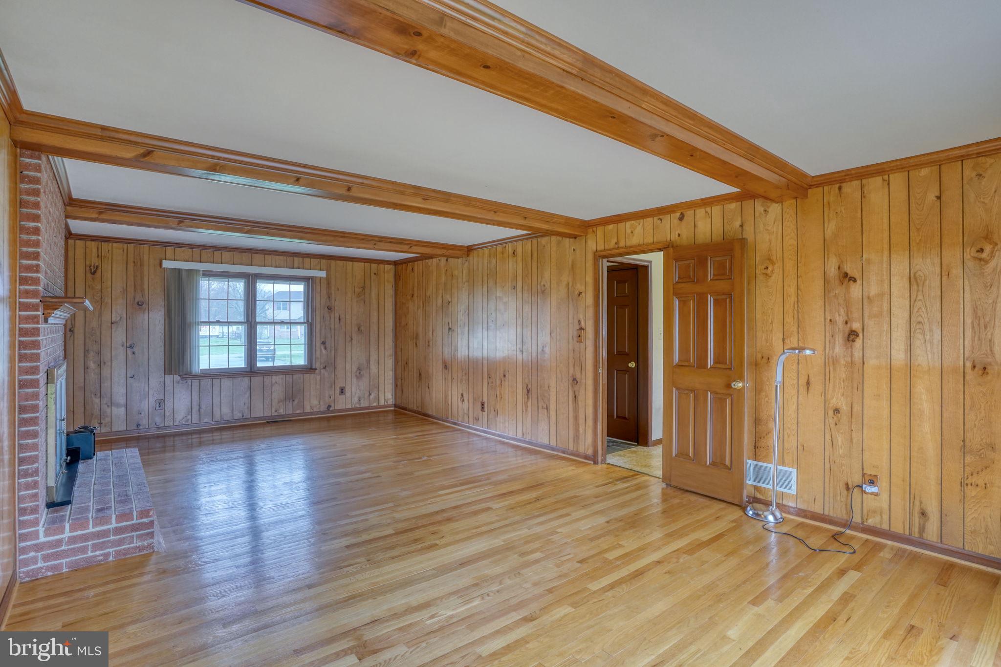 CARAVEL FARMS - Residential