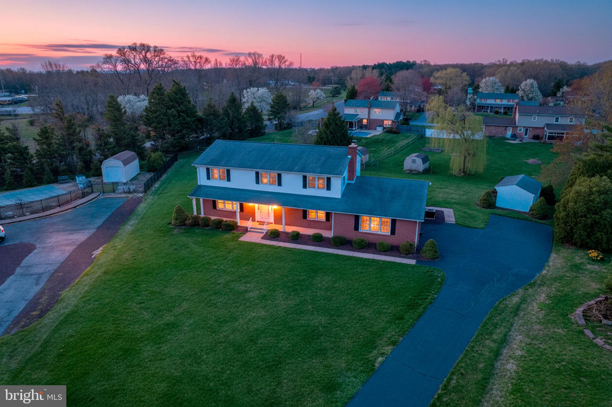 CARAVEL FARMS - Residential