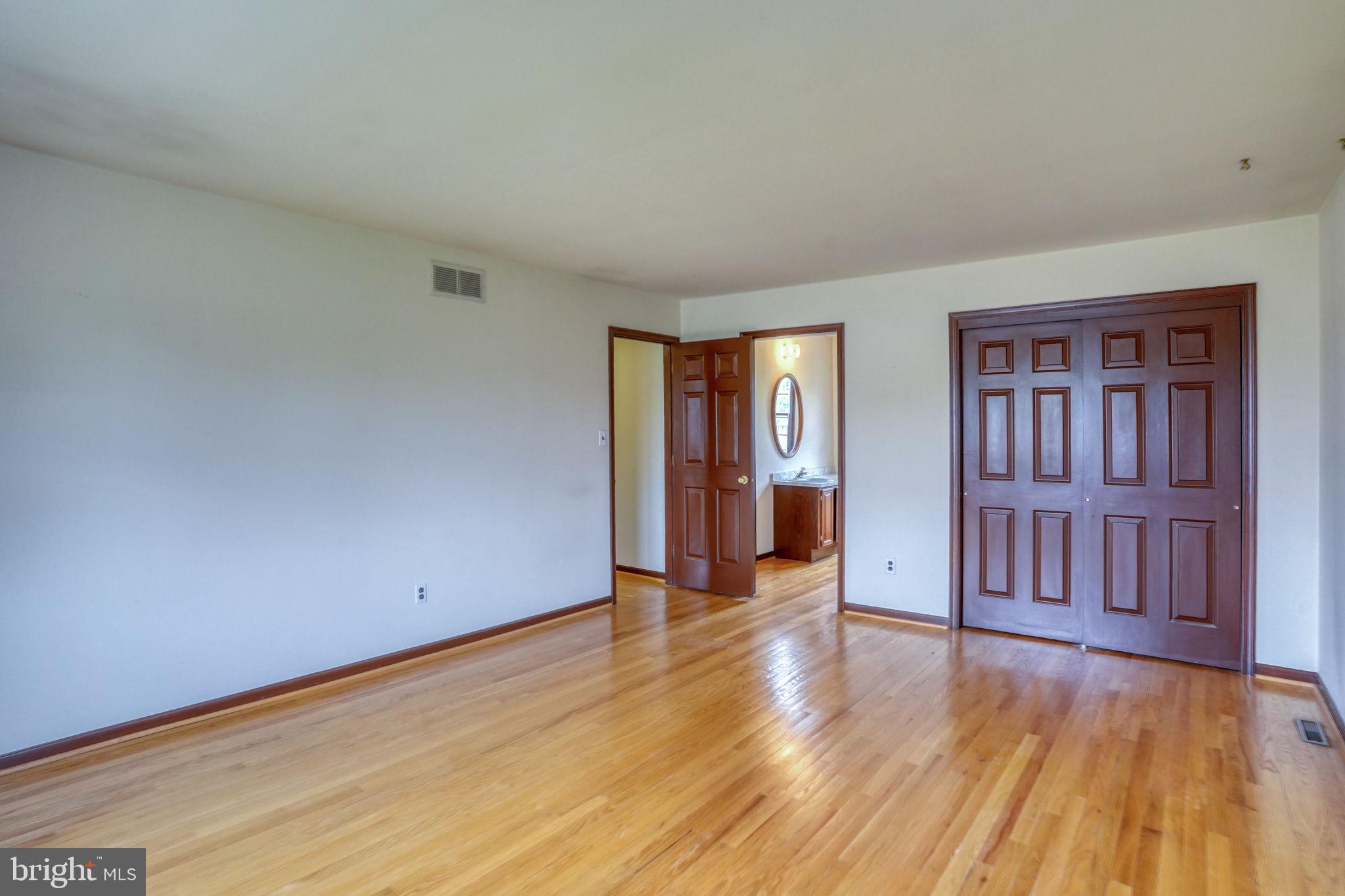 CARAVEL FARMS - Residential