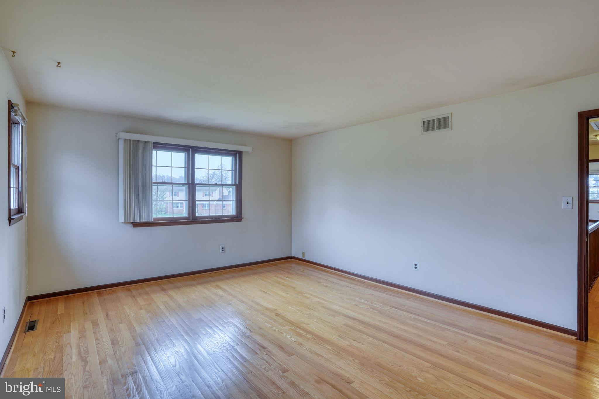 CARAVEL FARMS - Residential