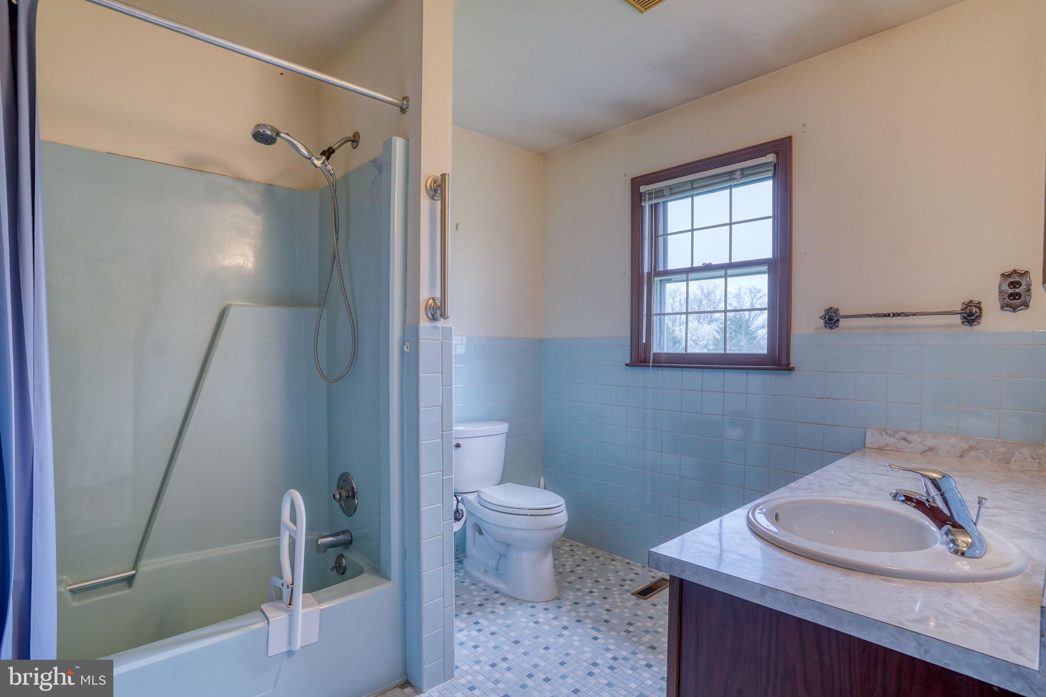 CARAVEL FARMS - Residential