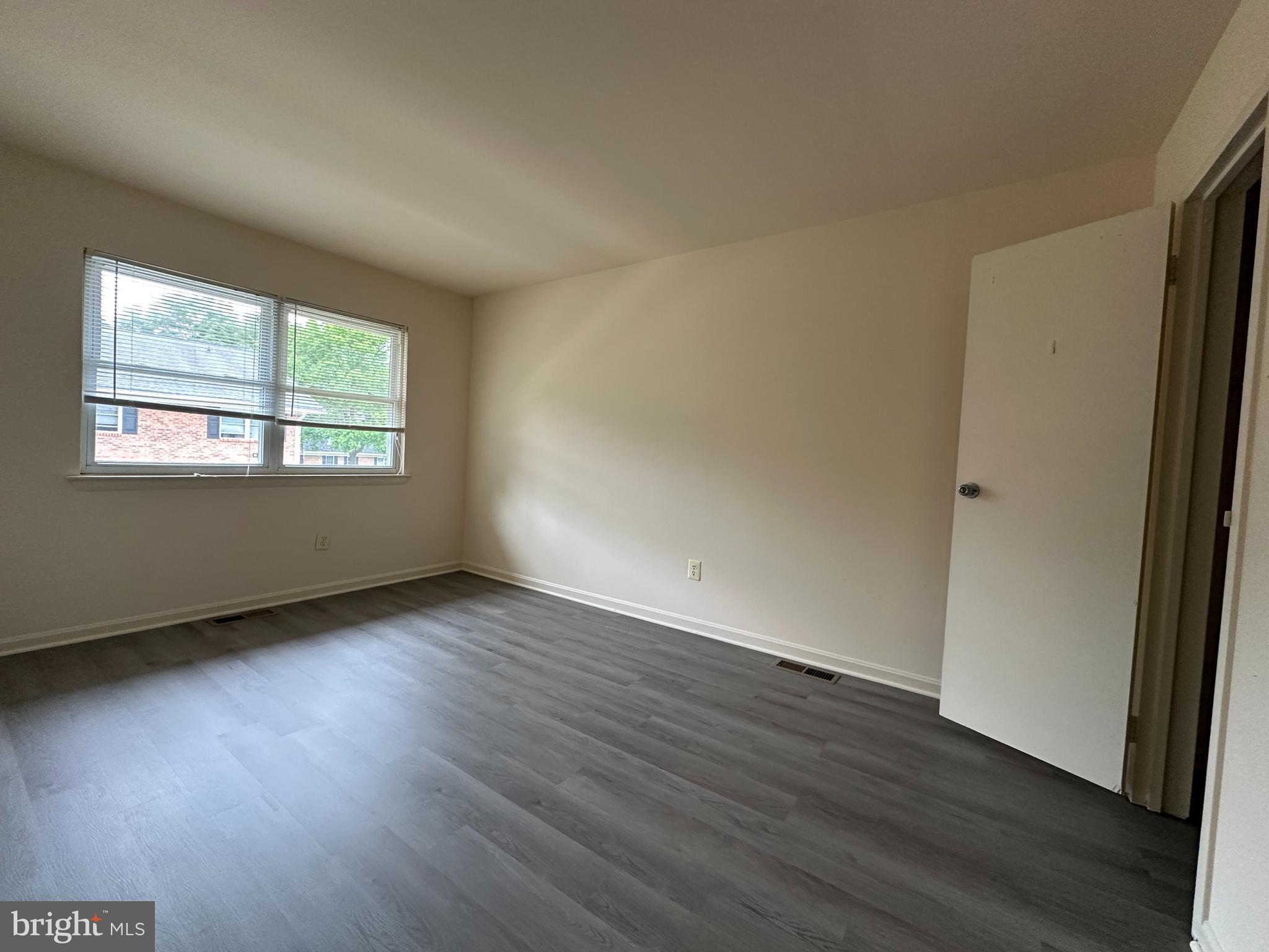 TERRACE TOWNE HOMES OF WOODLAWN - Residential Lease