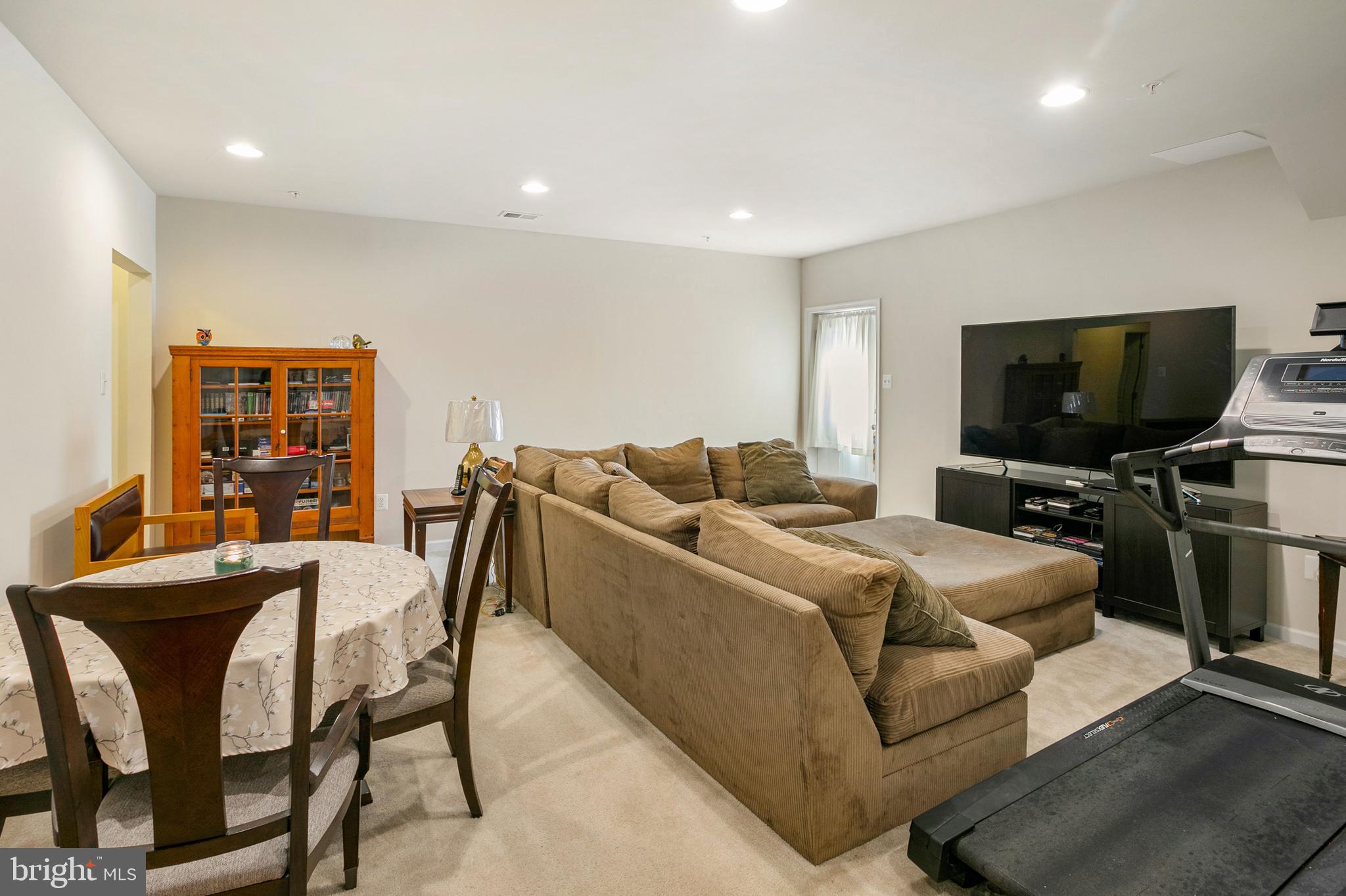 BRICK YARD STATION - Residential