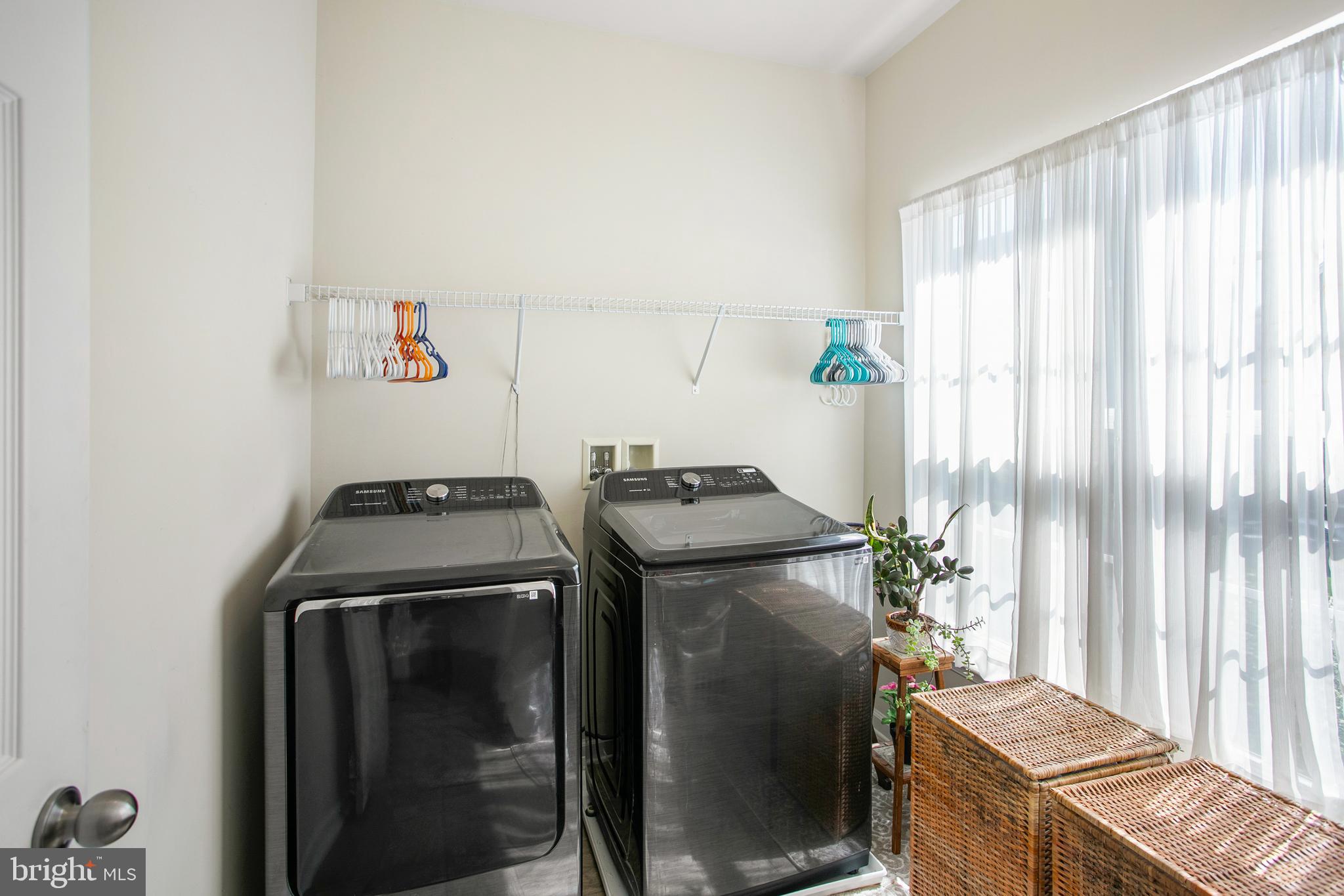 BRICK YARD STATION - Residential