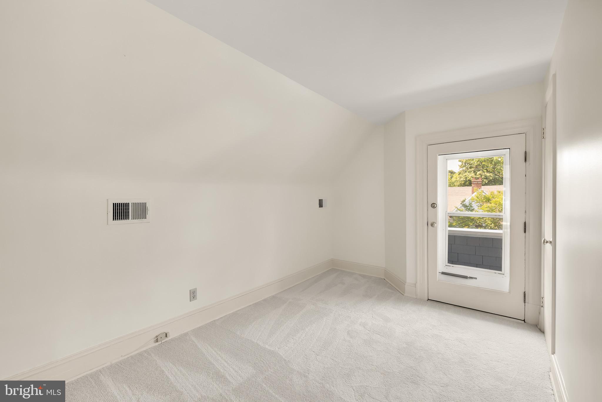 CLEVELAND PARK - Residential