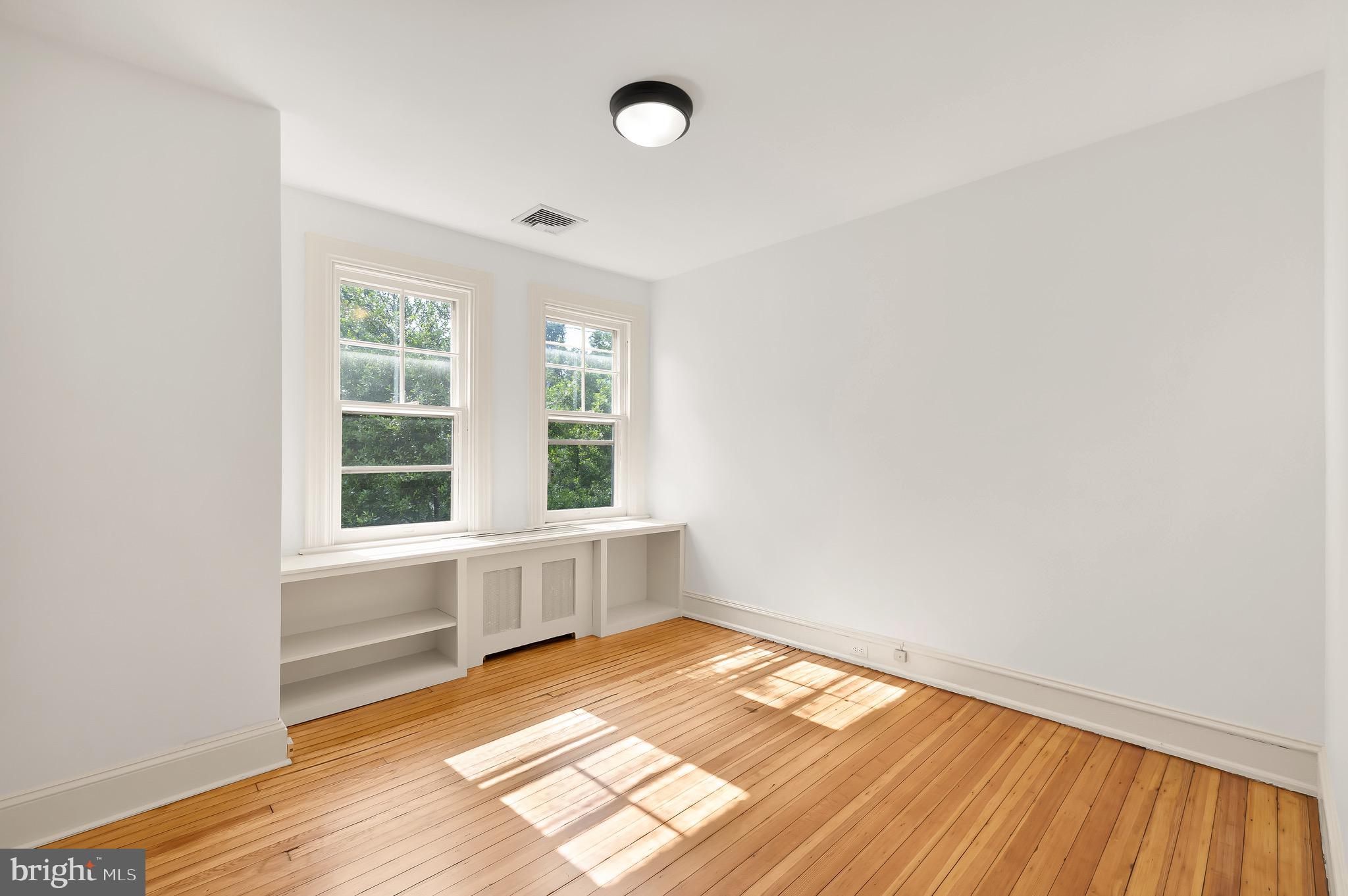 CLEVELAND PARK - Residential