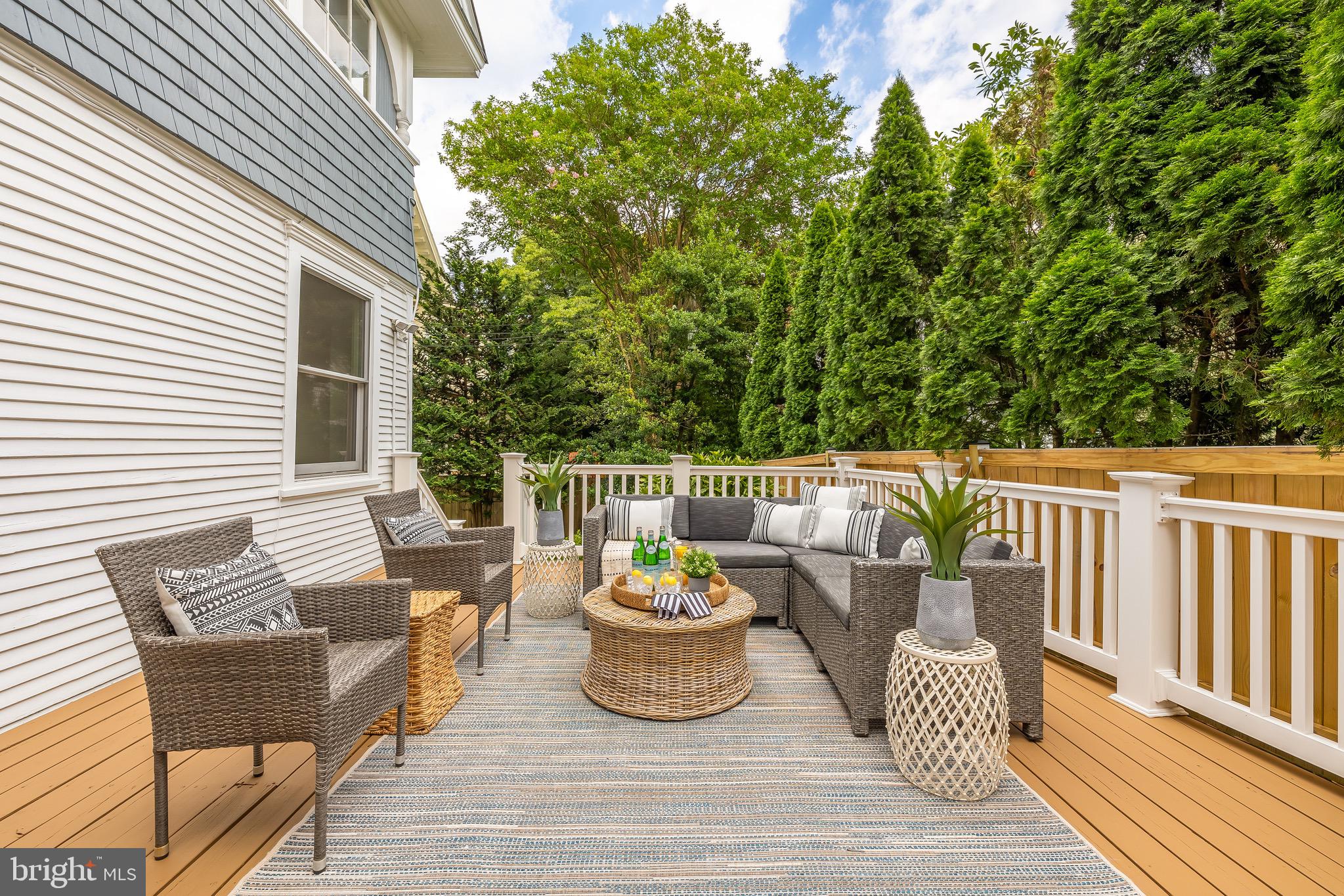 CLEVELAND PARK - Residential