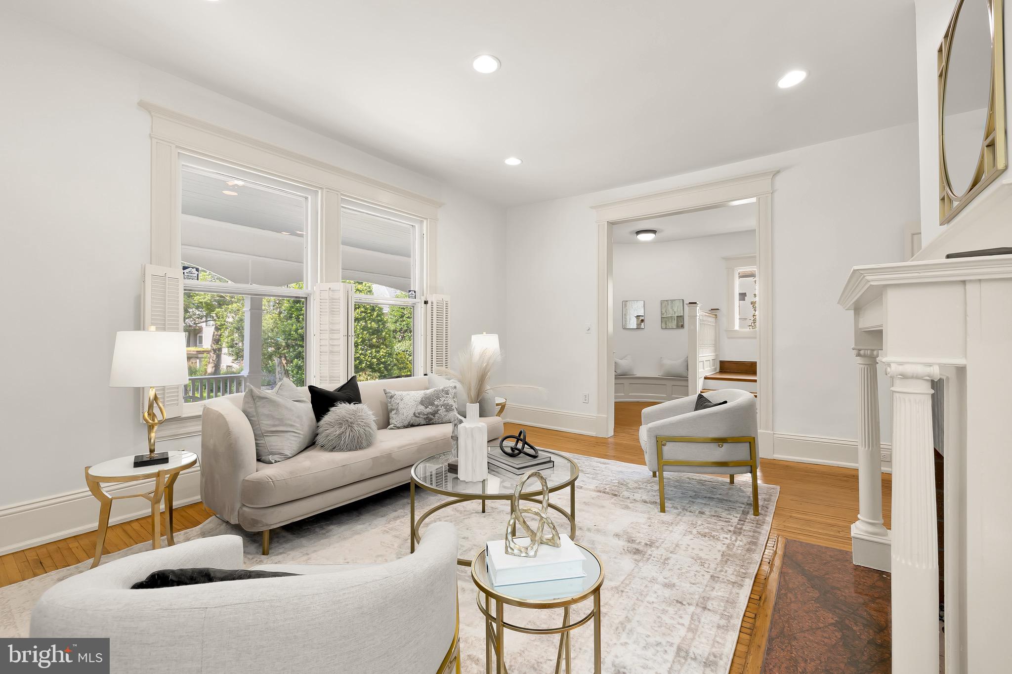 CLEVELAND PARK - Residential