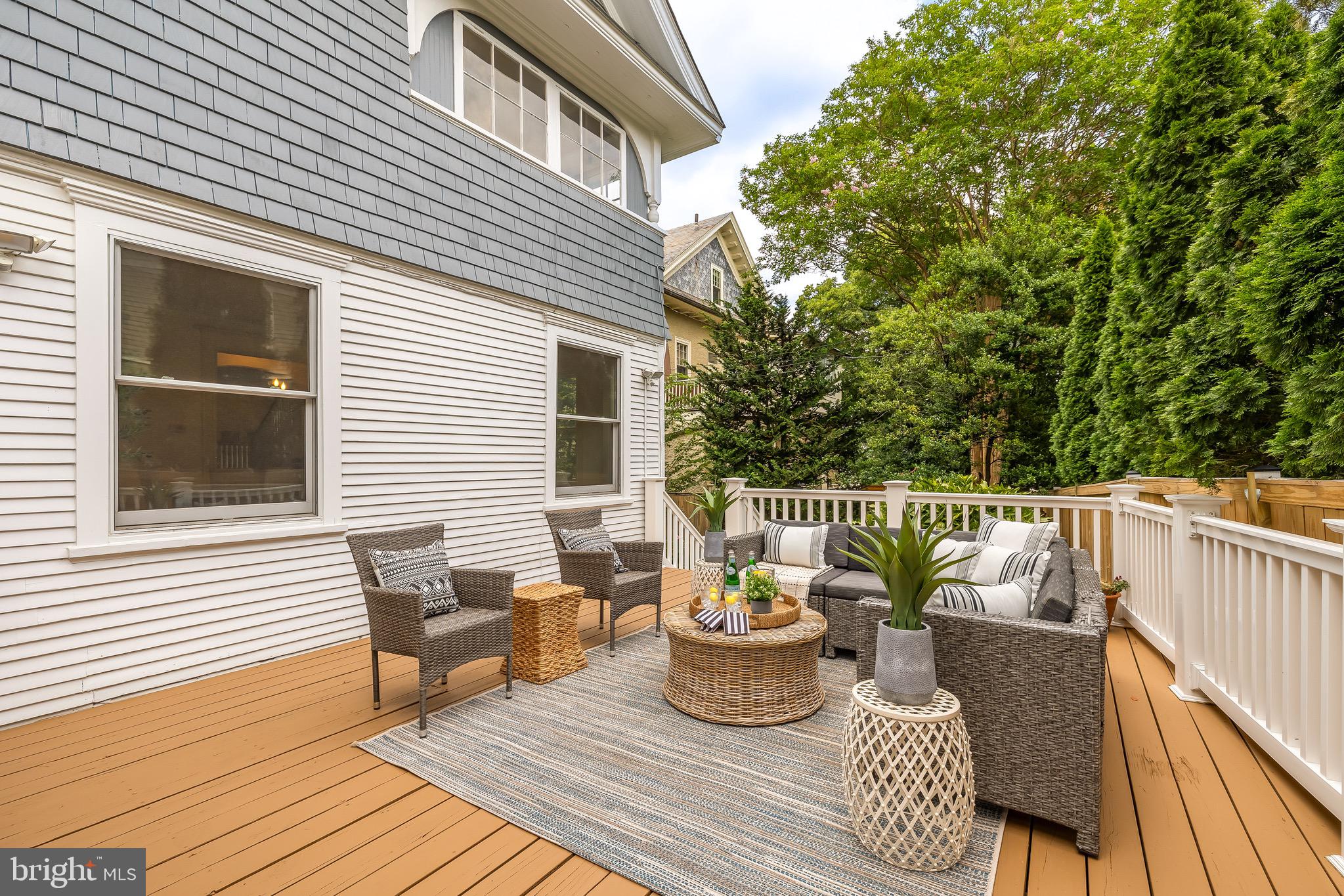 CLEVELAND PARK - Residential