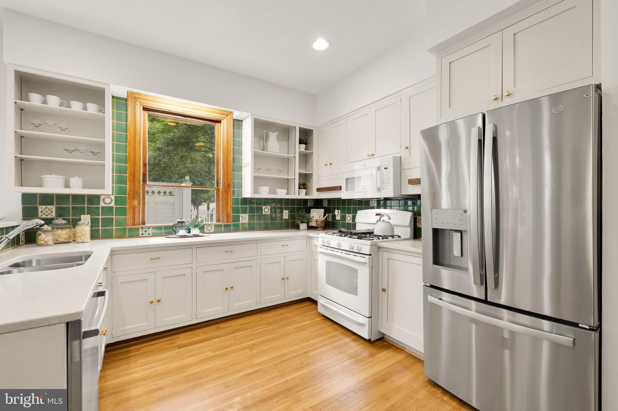 CLEVELAND PARK - Residential