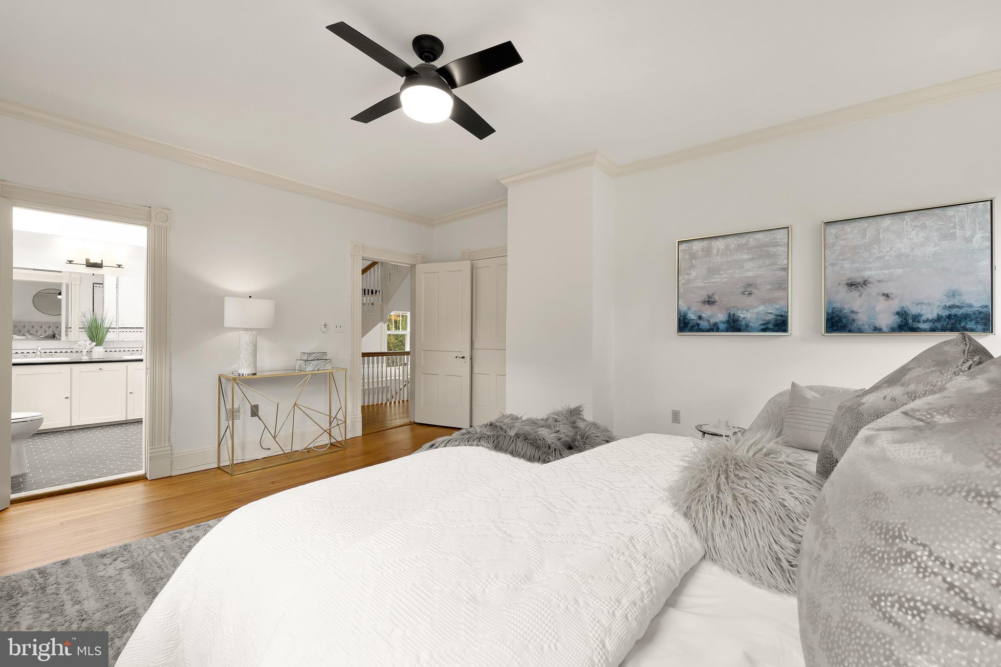 CLEVELAND PARK - Residential