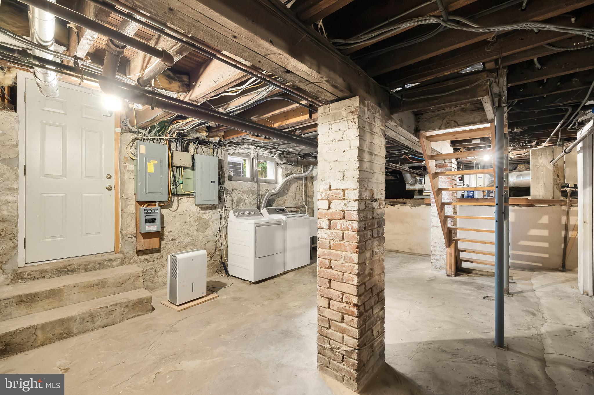 CLEVELAND PARK - Residential