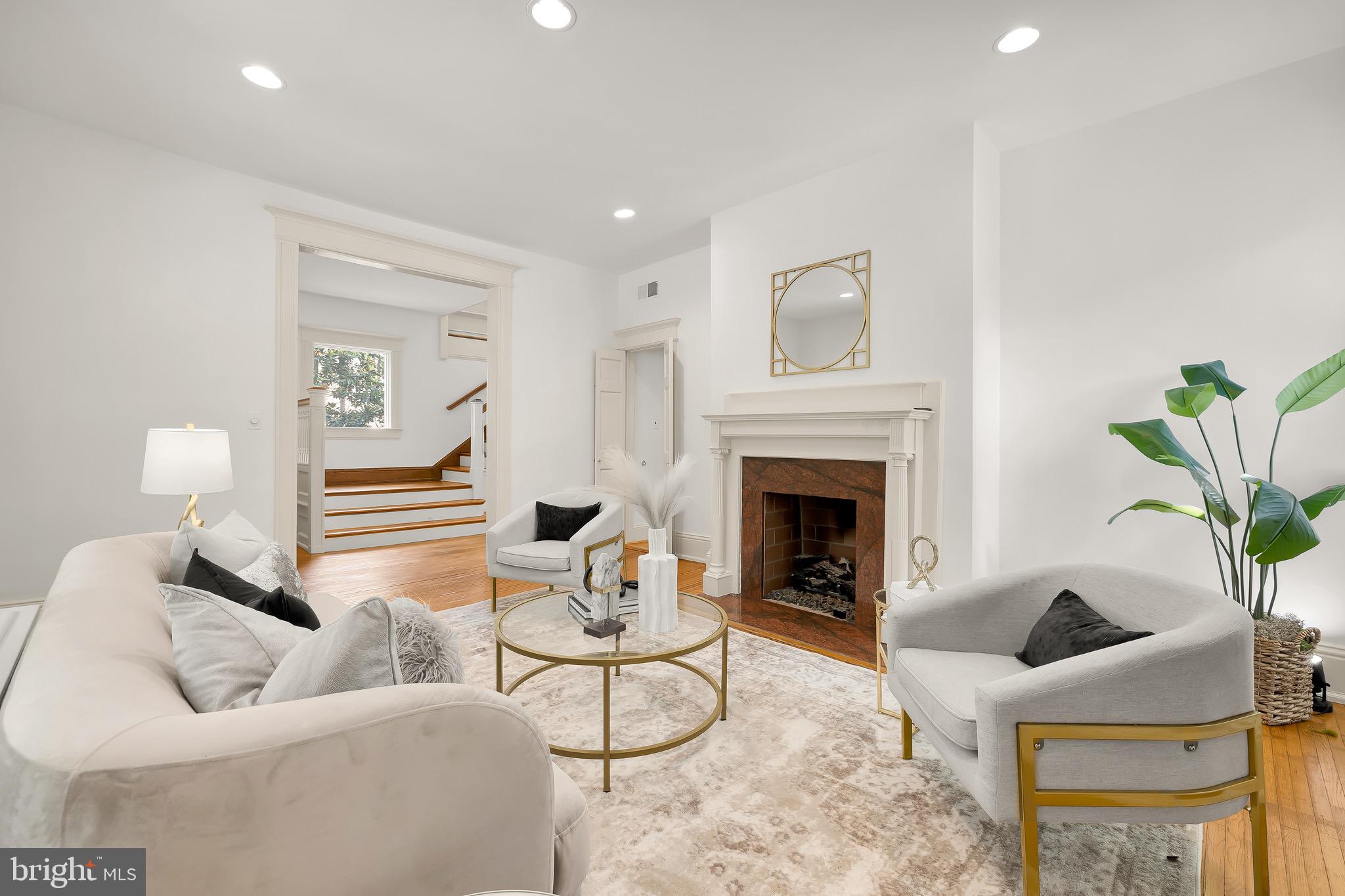 CLEVELAND PARK - Residential